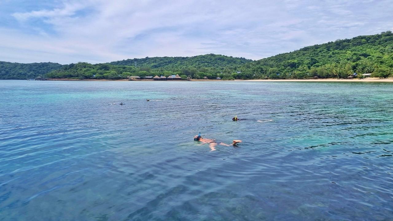 Koh Talu Island Snorkeling Day Trip with Lunch