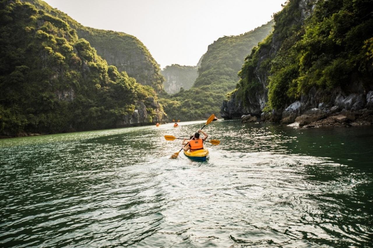 Ha Long & Lan Ha Bay 2-Day 5-Star Balcony Cruise