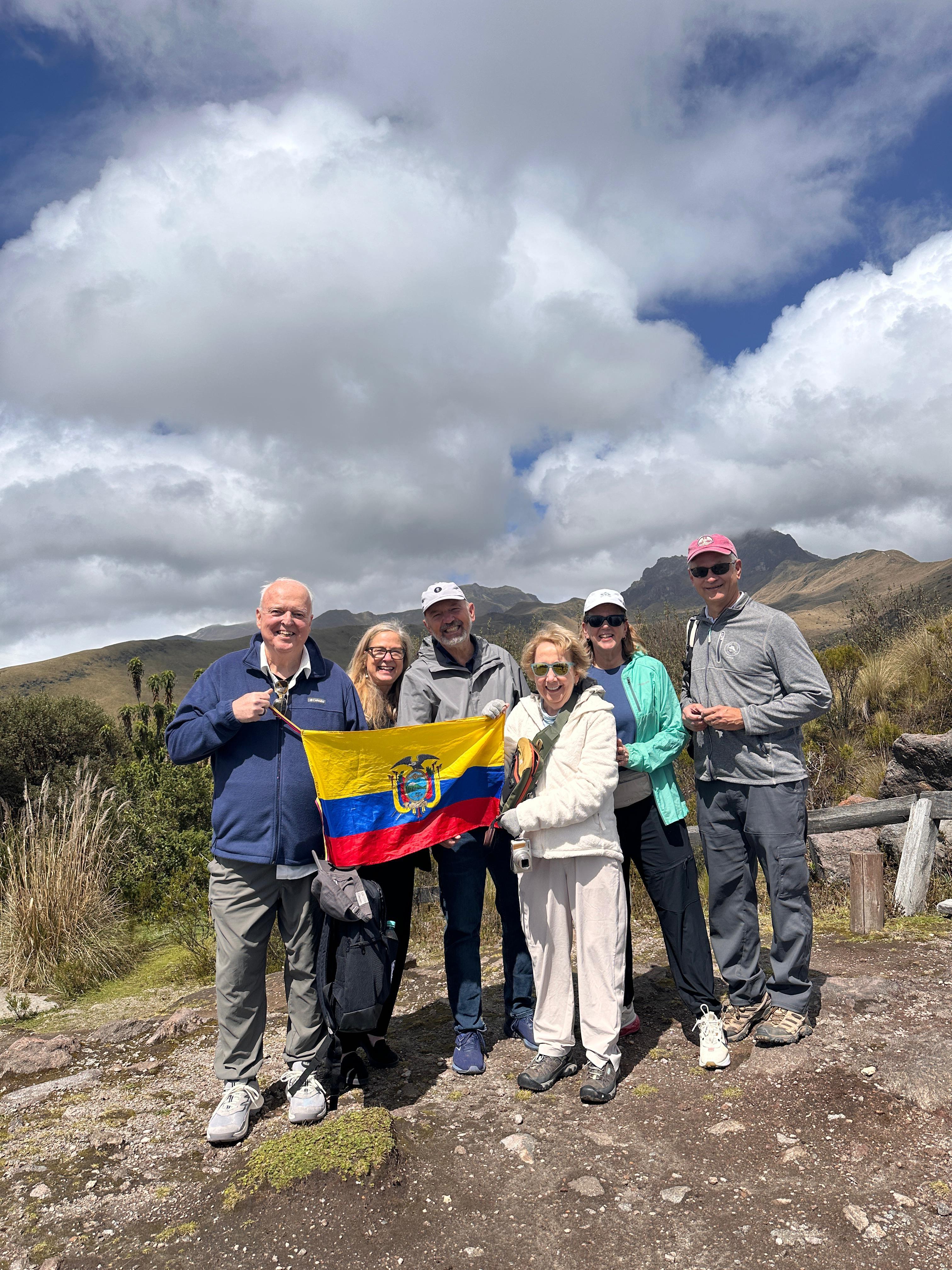 Private Quito Highlights: Colonial Center, Cable Car & Equator