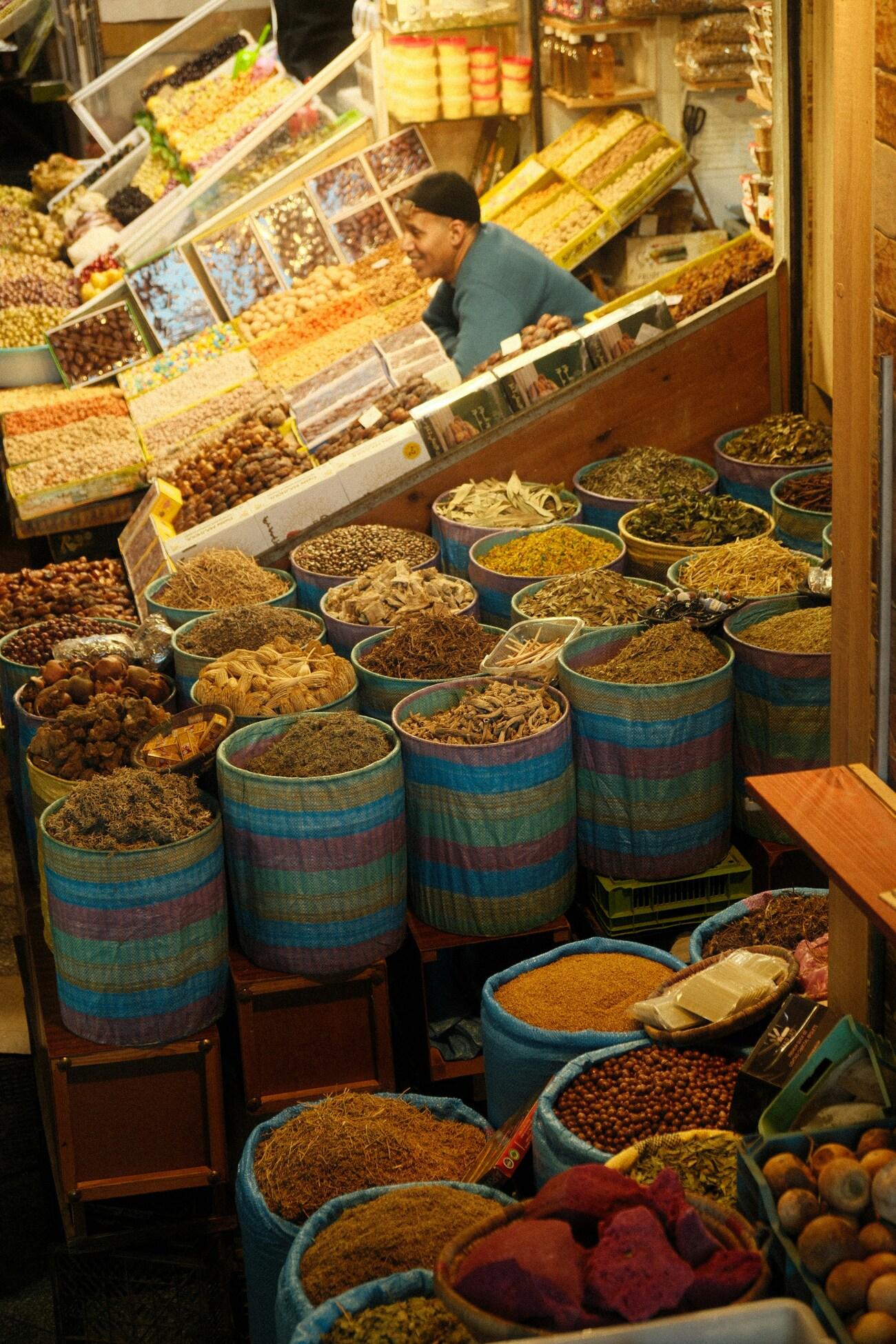 Delhi Personal Shopping Tour with Local Female Expert