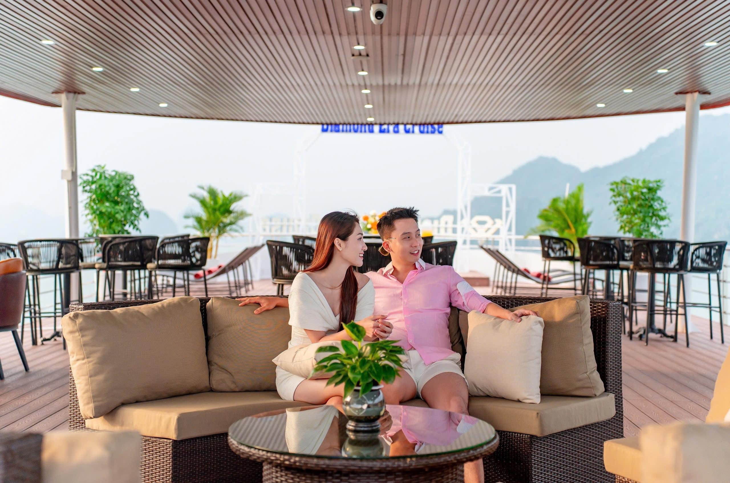 Ha Long Bay Day Trip from Hanoi: Sung Sot Cave, Titop Island & Luon Cave