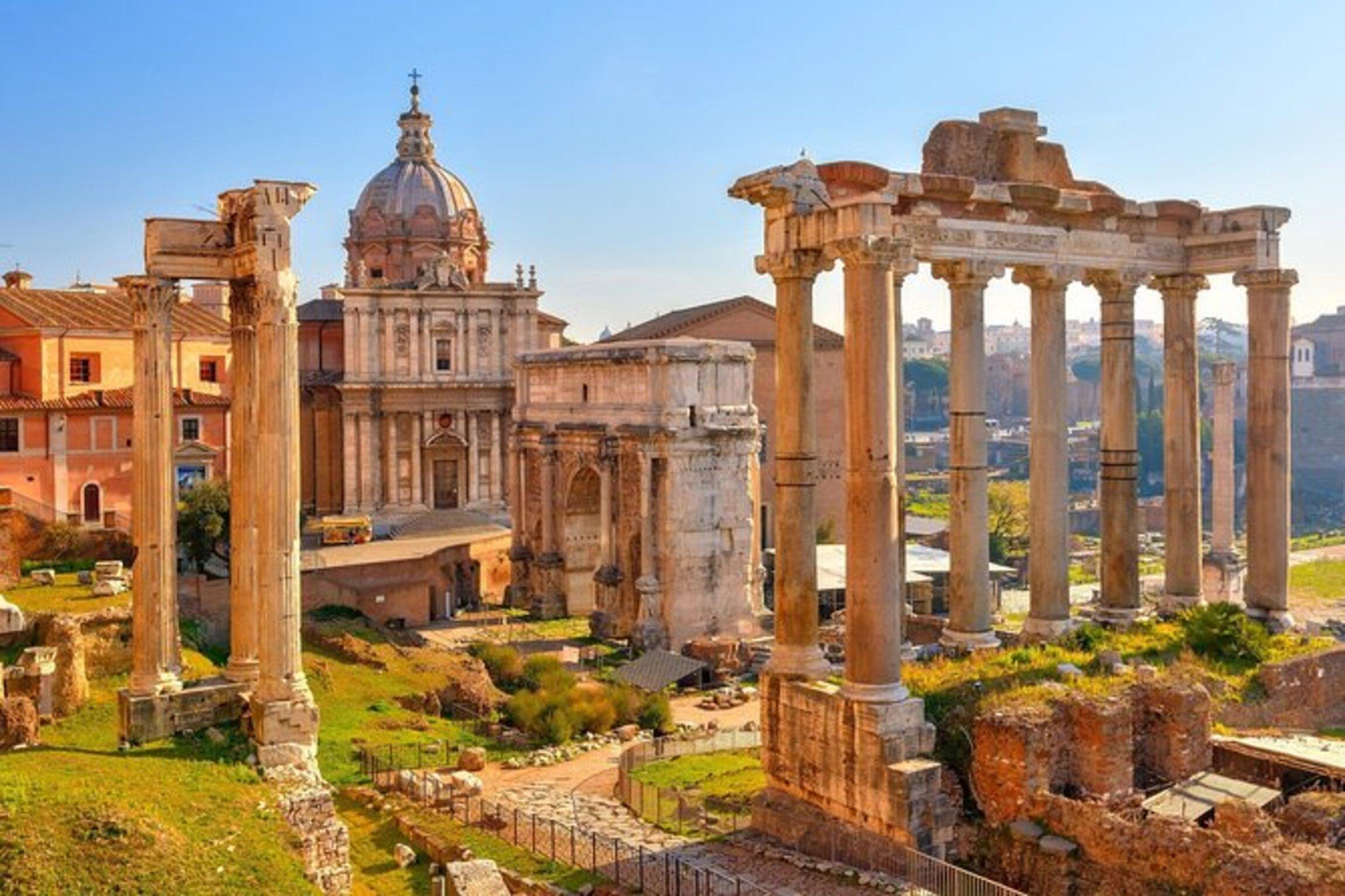 Rome Private Colosseum Underground & Dungeons Tour