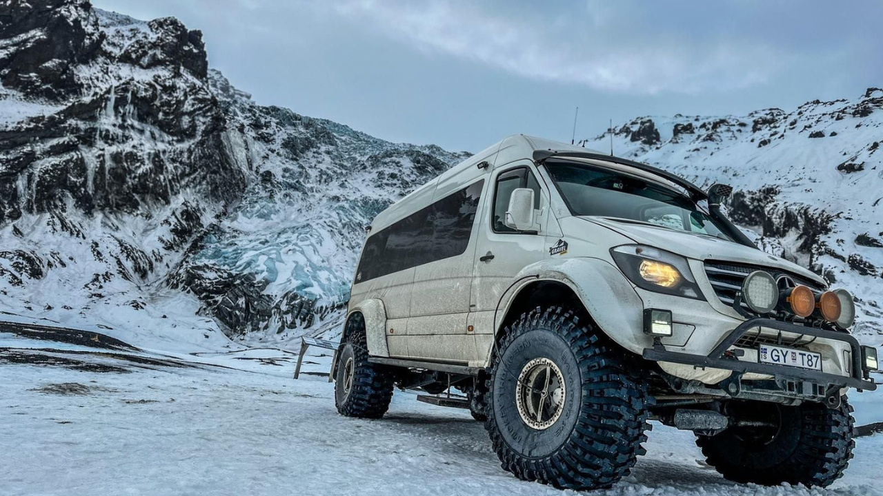 Thorsmork Valley Super Jeep Adventure with Eyjafjallajökull Glacier