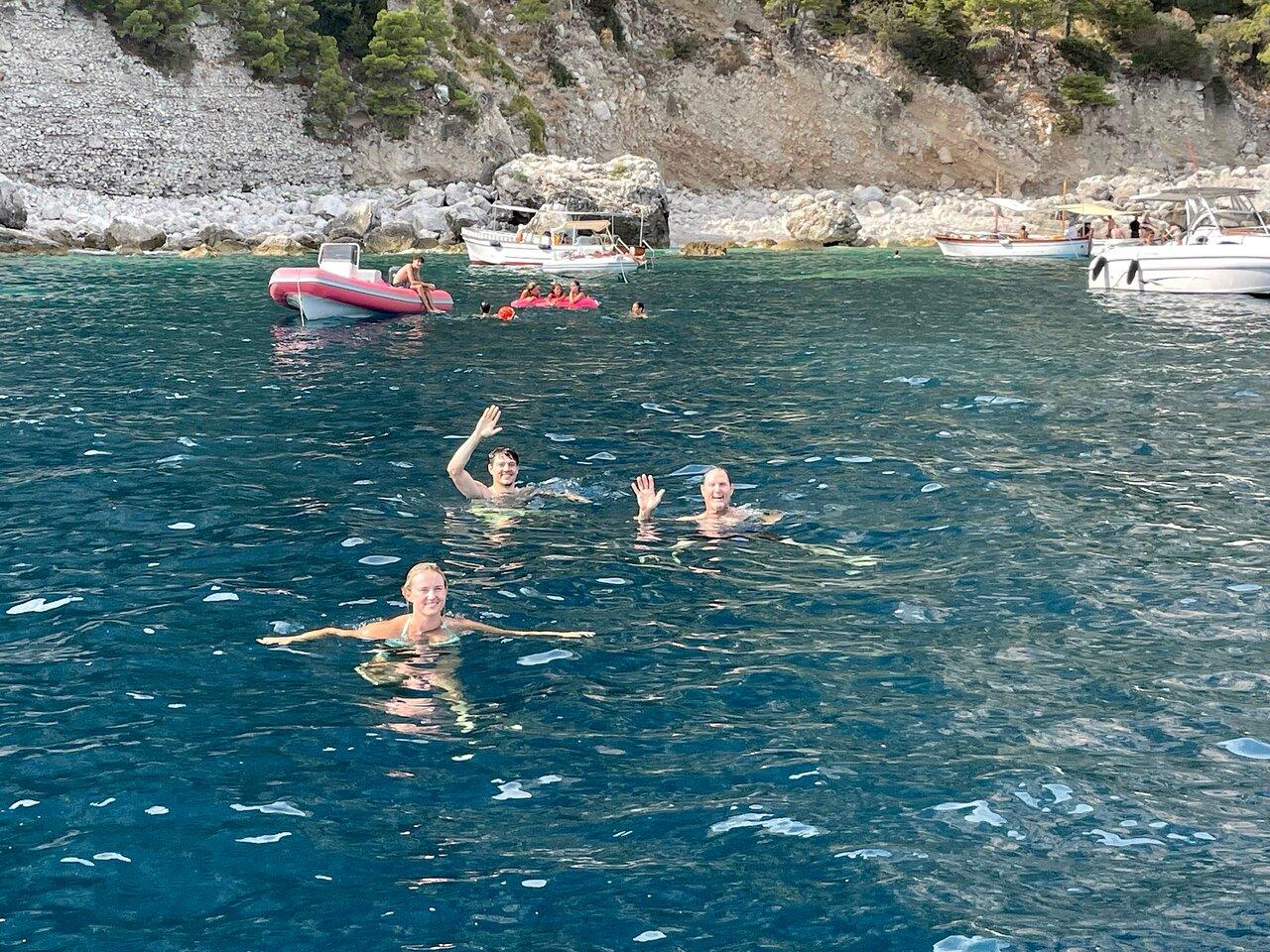Private Full-Day Amalfi Coast Boat Tour from Positano or Praiano