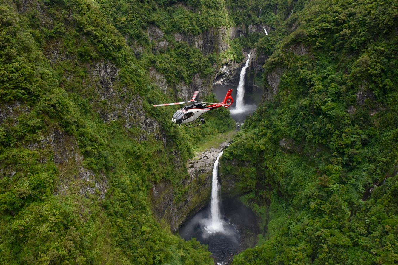 Réunion Island Complete Helicopter Experience from Saint-Gilles