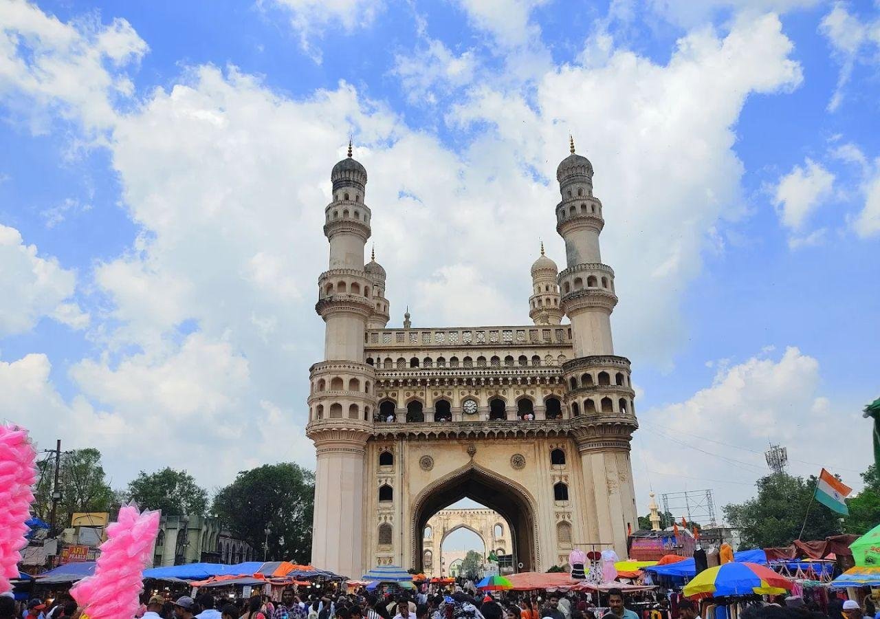 Comprehensive Hyderabad Heritage: Full & Half-Day Private Tour