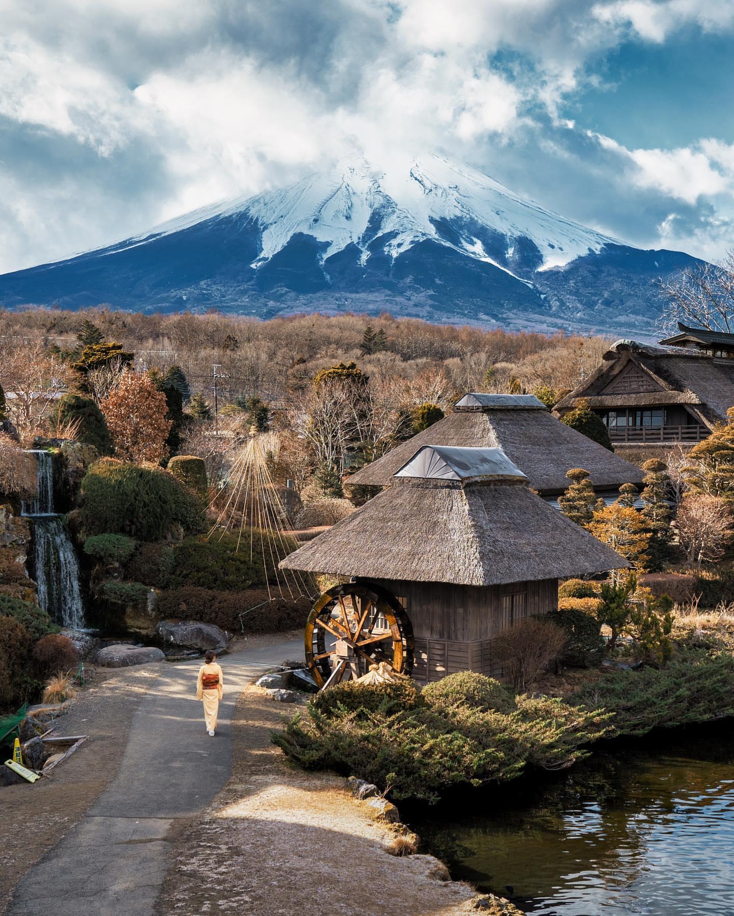Private Mt. Fuji 5th Station and Shiraito Falls tour — Mt. Fuji 5th Station view