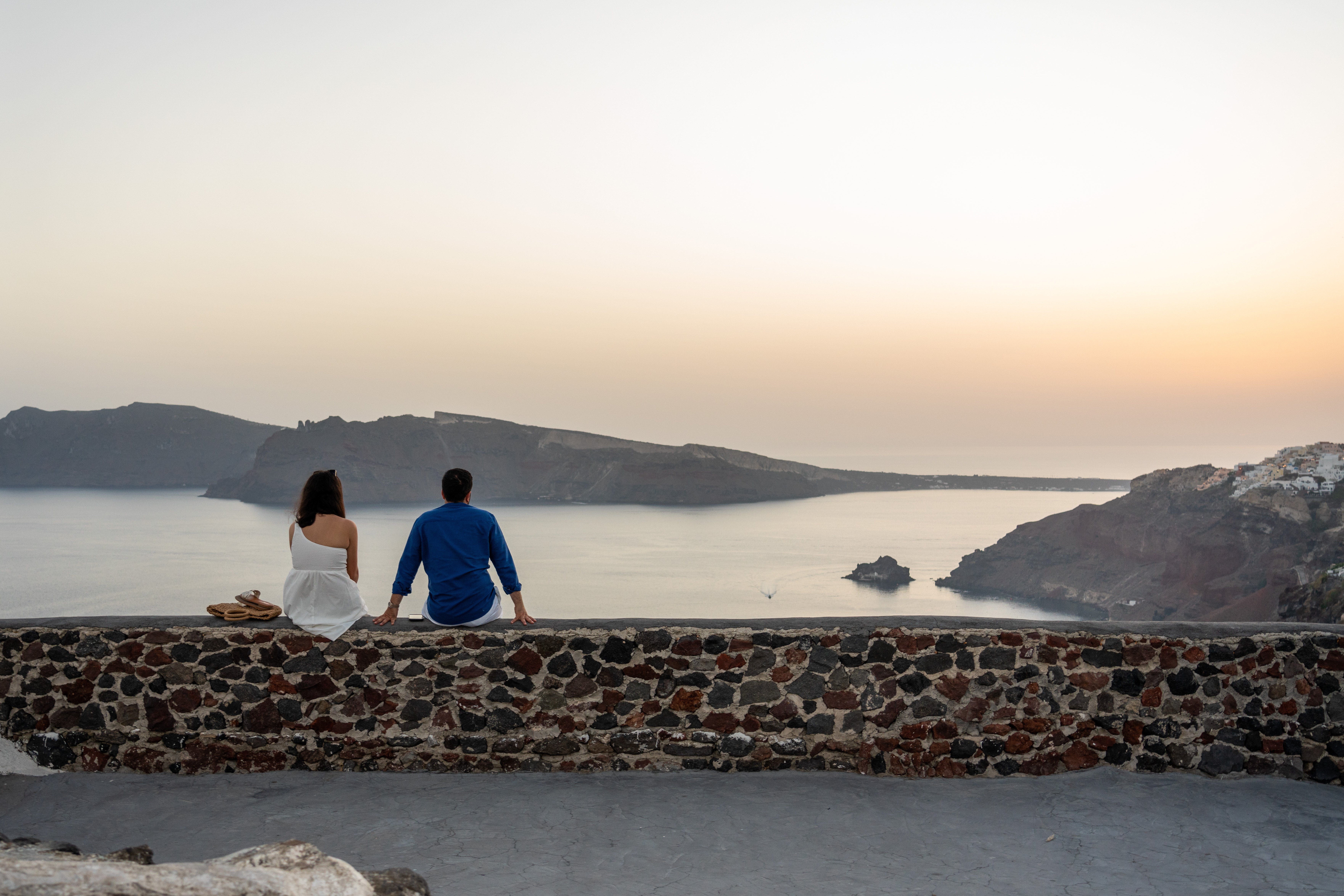 Santorini Volcanic Islands & Hot Springs Boat Cruise
