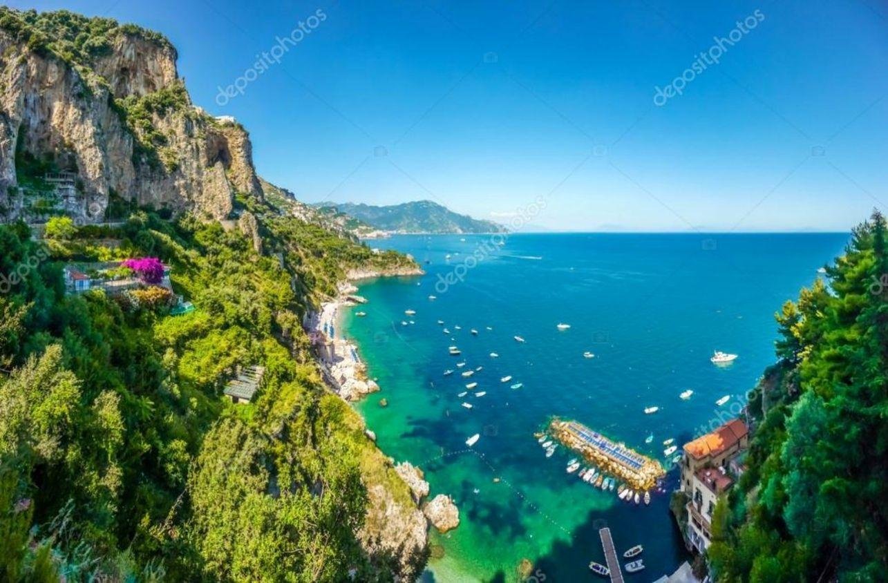 Private Full-Day Amalfi Coast Boat Tour from Positano or Praiano