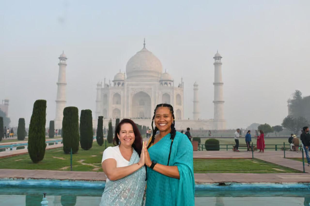 Delhi to Taj Mahal Sunrise Photography Tour with Licensed Guide