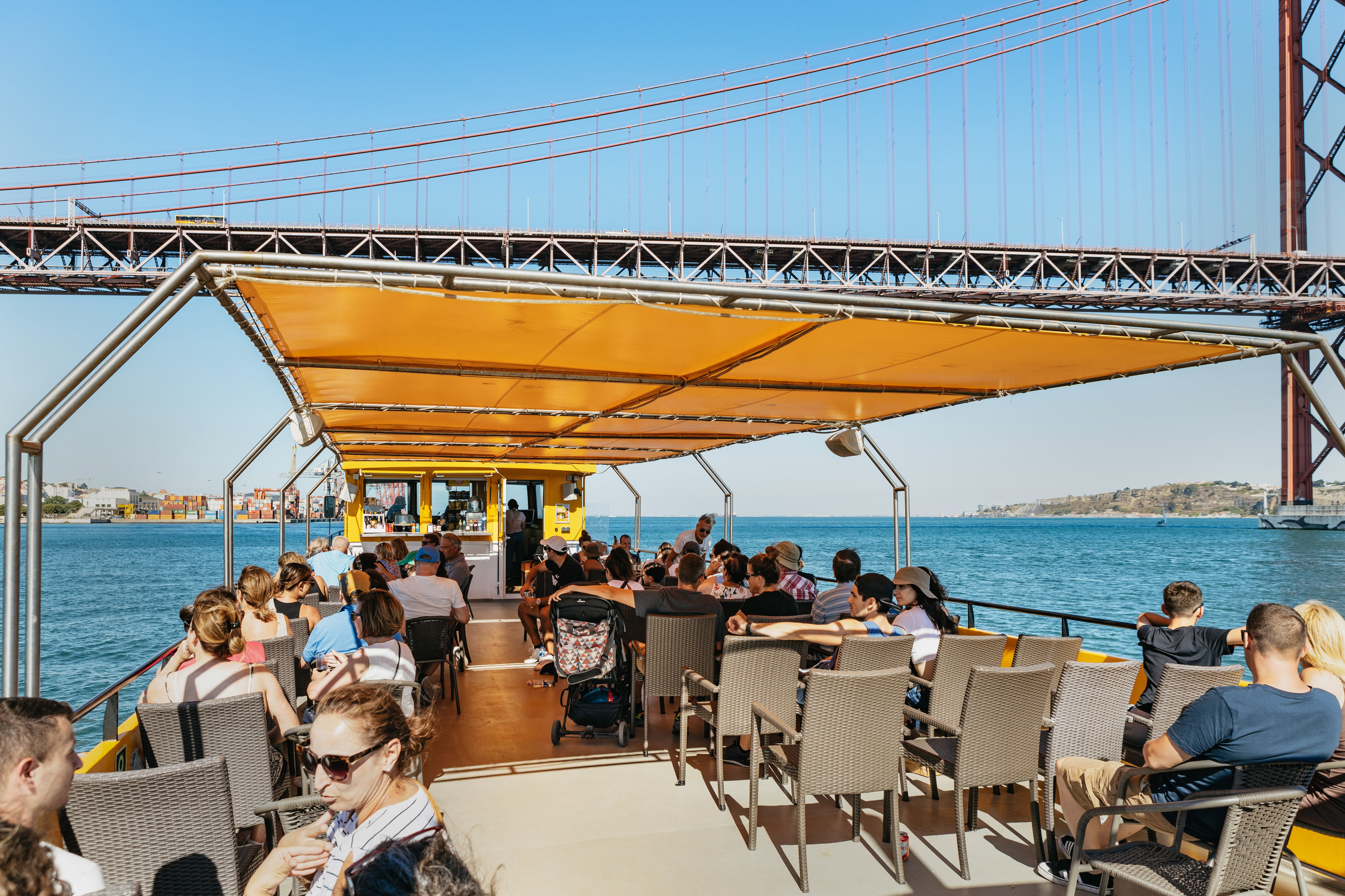 Lisbon 72/96-Hour Hop-On Hop-Off Bus, Tram & Boat Pass
