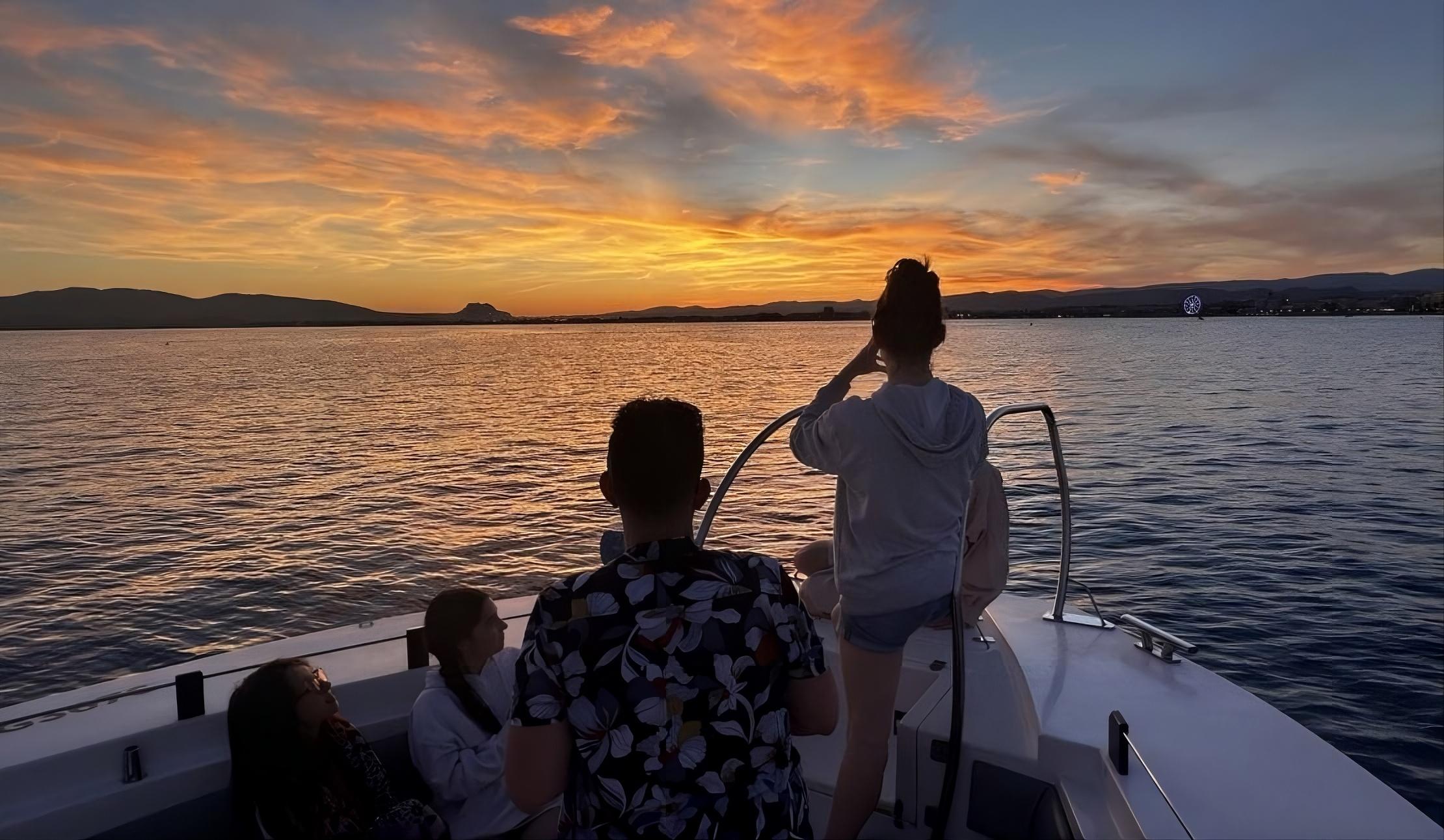 Private Sunset Sailing Experience in Hammamet