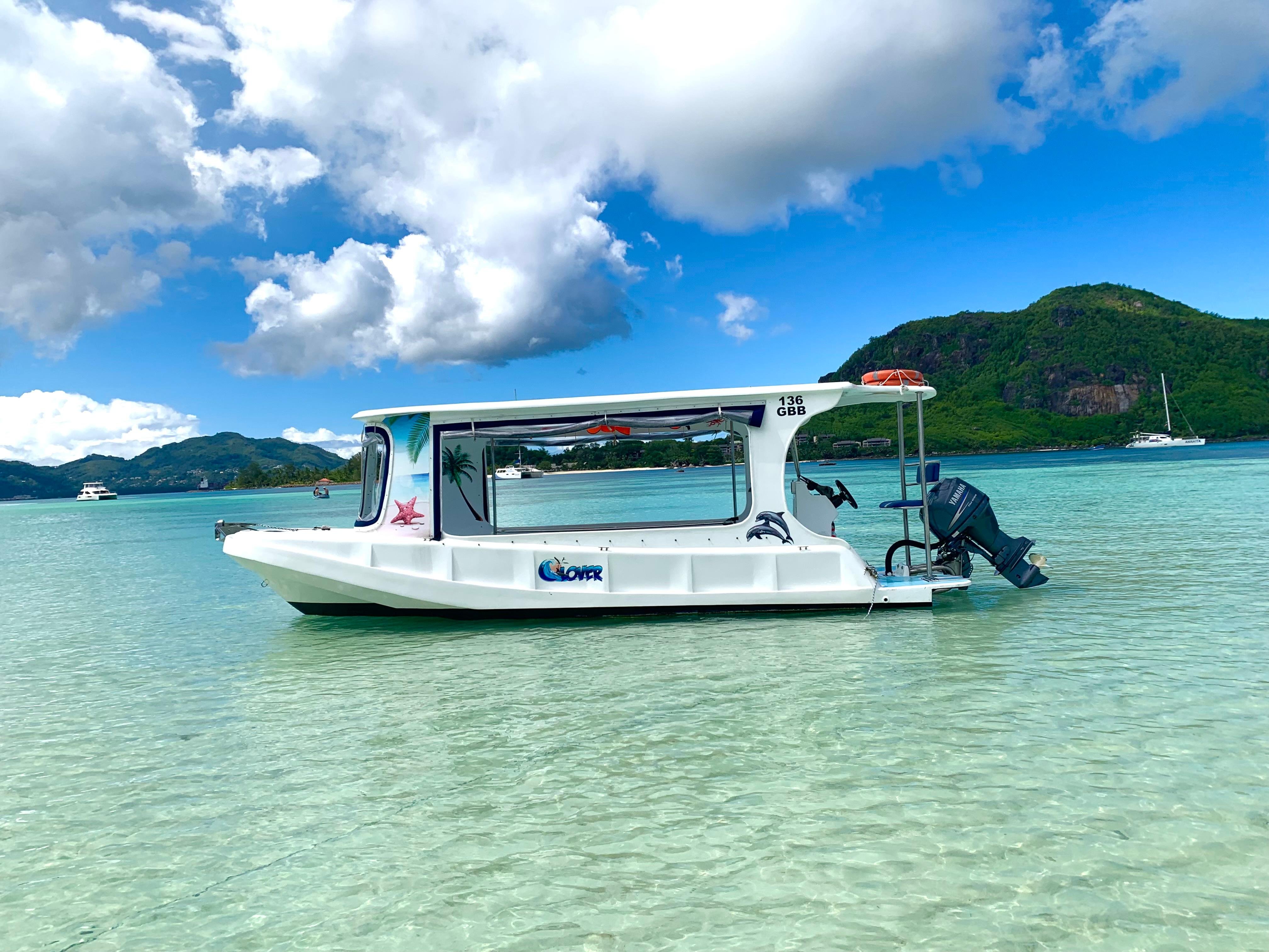 Glass-Bottom Boat Island Hopping with Creole Lunch – Seychelles
