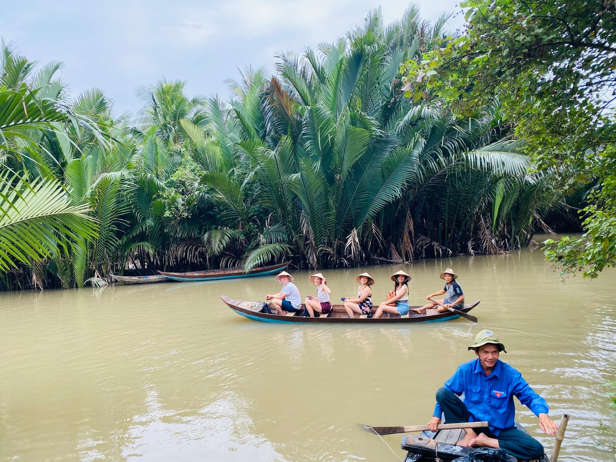 Mekong Delta VIP Day Tour from Ho Chi Minh City by Luxury Limousine