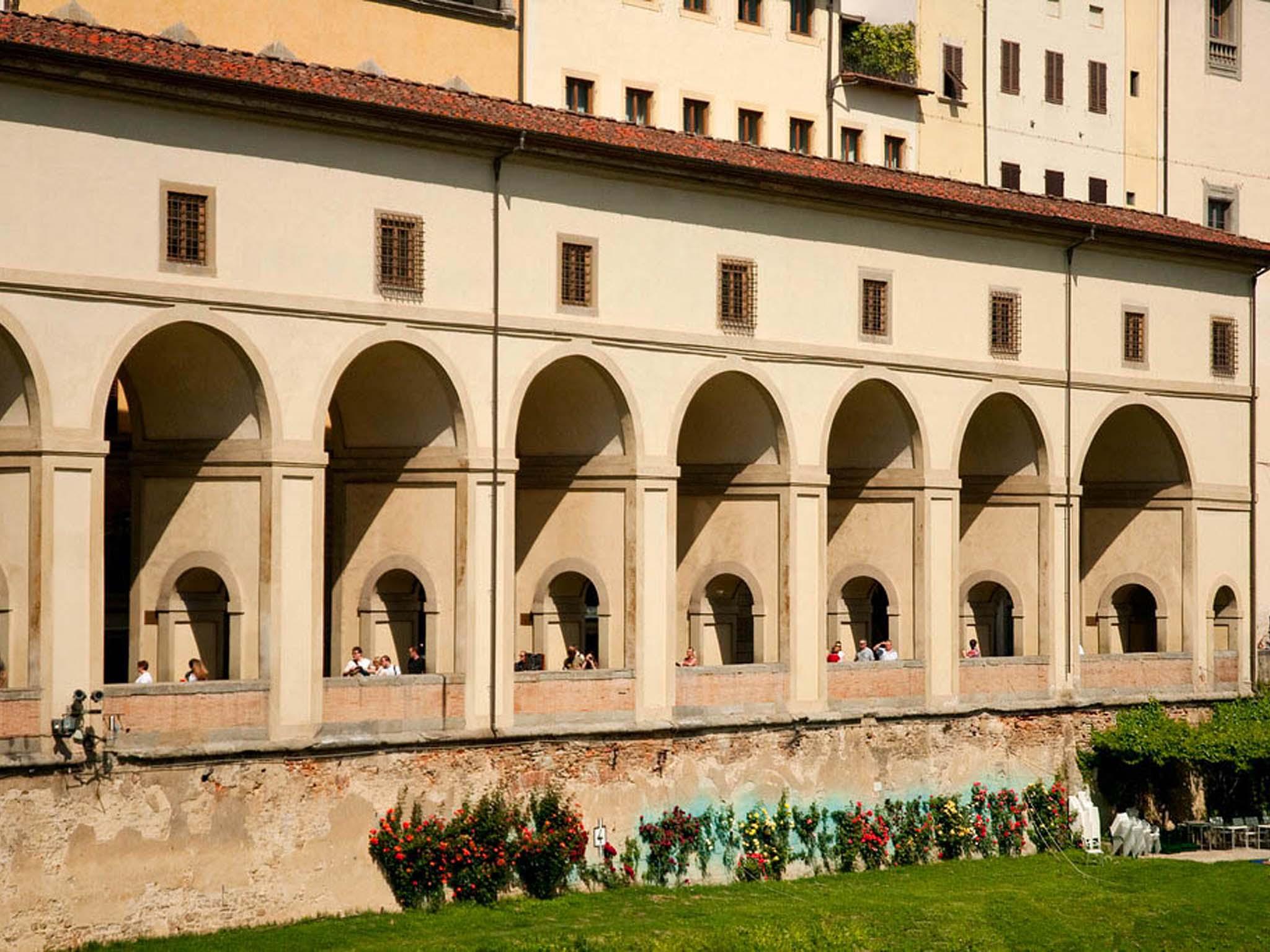 Uffizi Gallery Small Group Tour with Optional Vasari Corridor