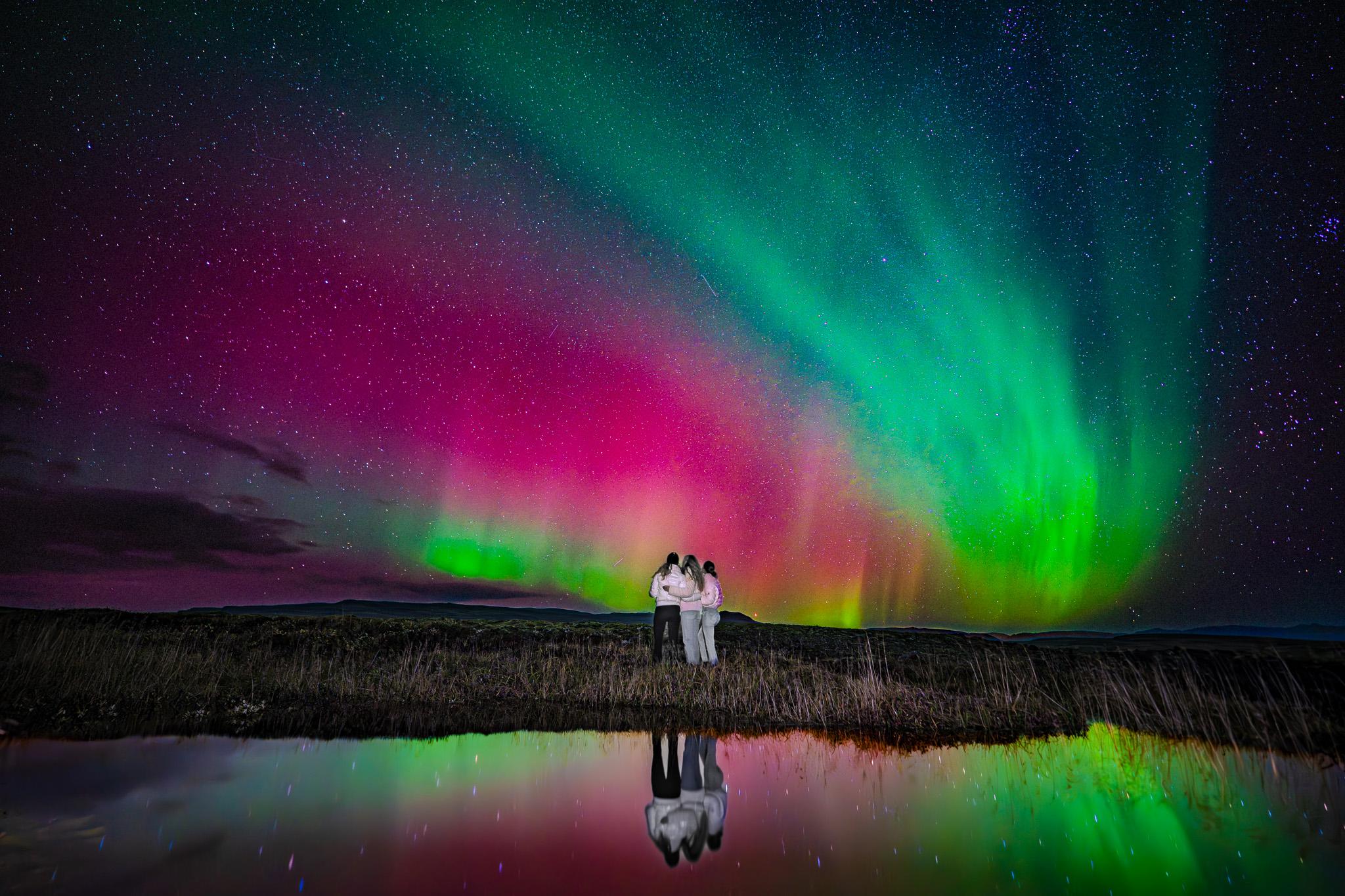 Northern Lights Hunt by Jeep with Icelandic Guide
