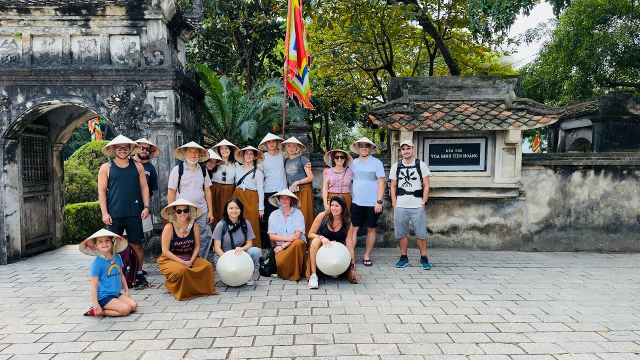 Ninh Binh Full-Day Tour: Hoa Lu, Tam Coc & Mua Cave from Hanoi