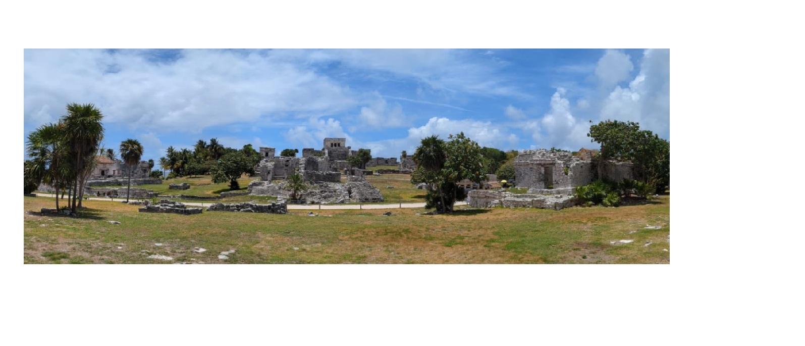 Tulum Archaeological Zone: Expert-Led Walking Tour