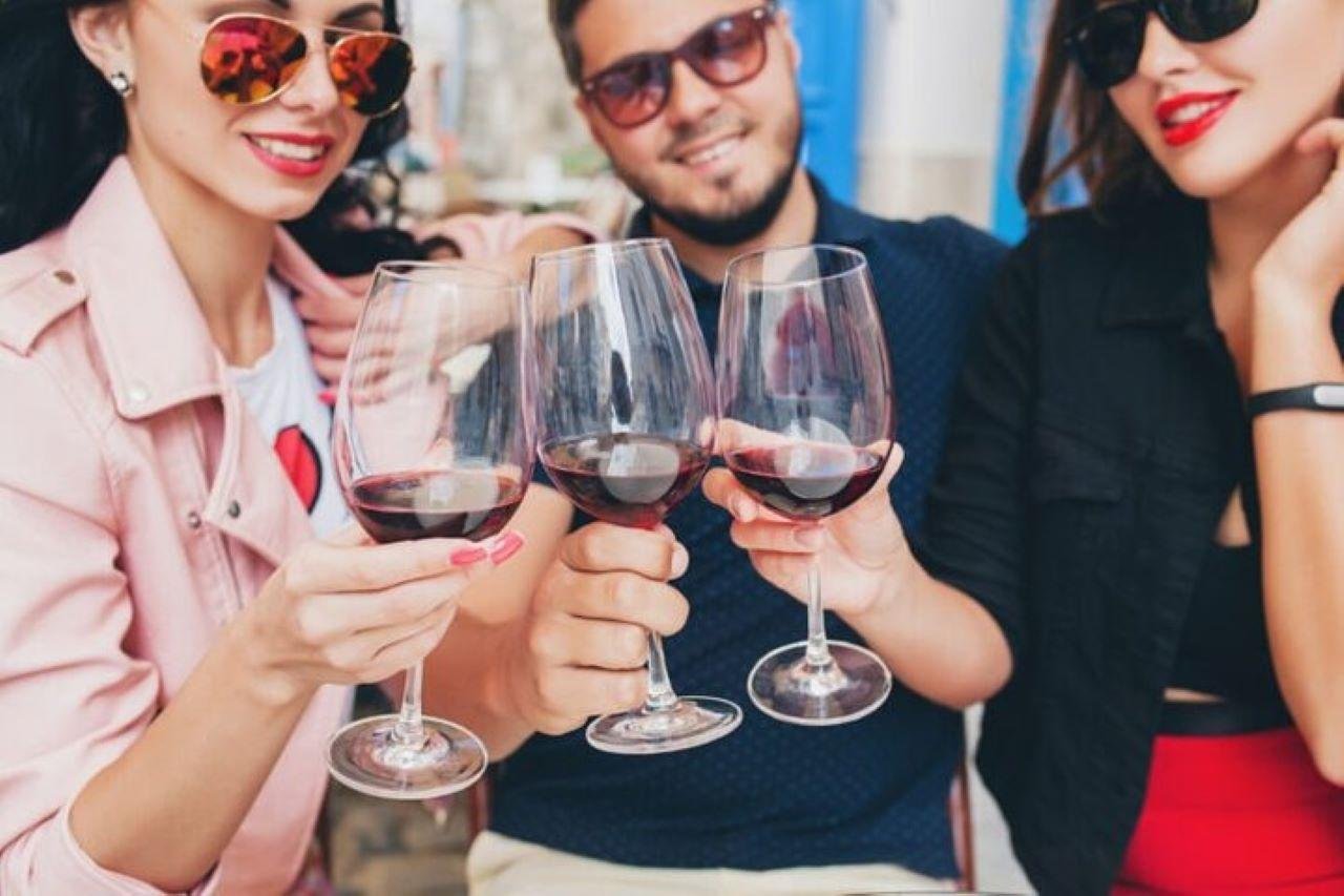 Hawke's Bay Premium Winery Experience with Tastings & Lunch