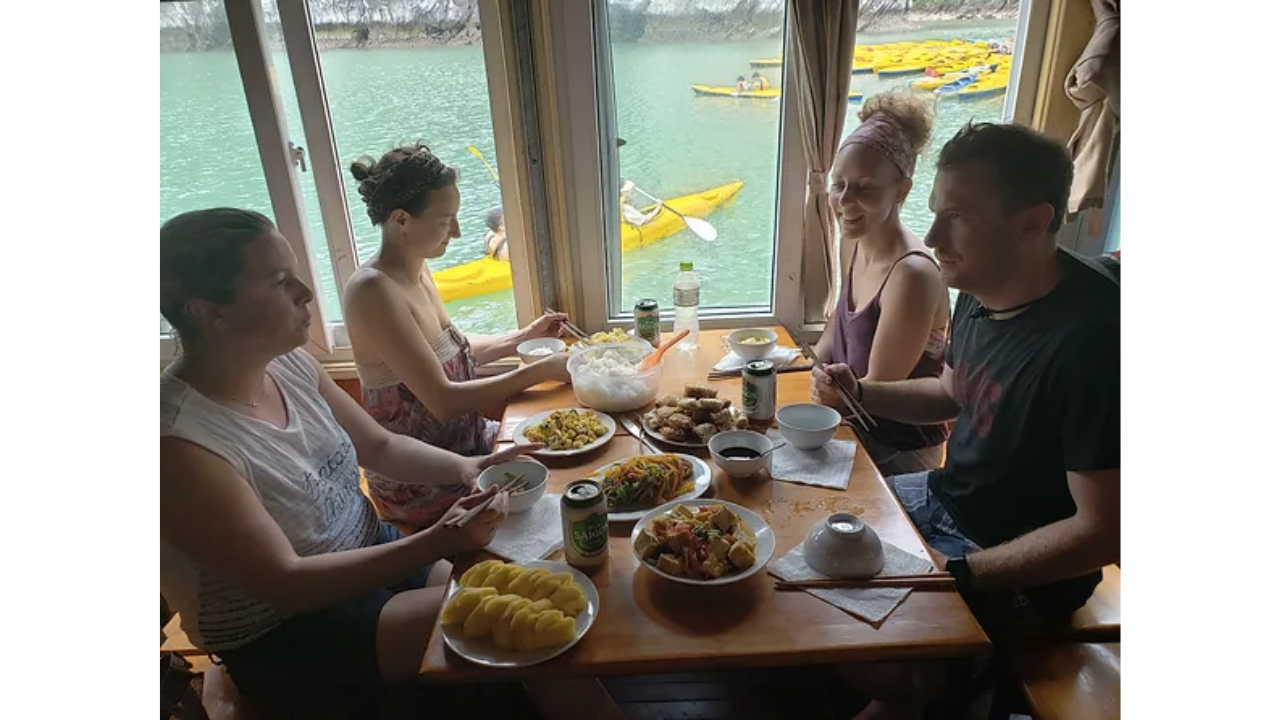 Cat Ba Island: Lan Ha & Ha Long Bay Cruise, Kayak & Snorkel