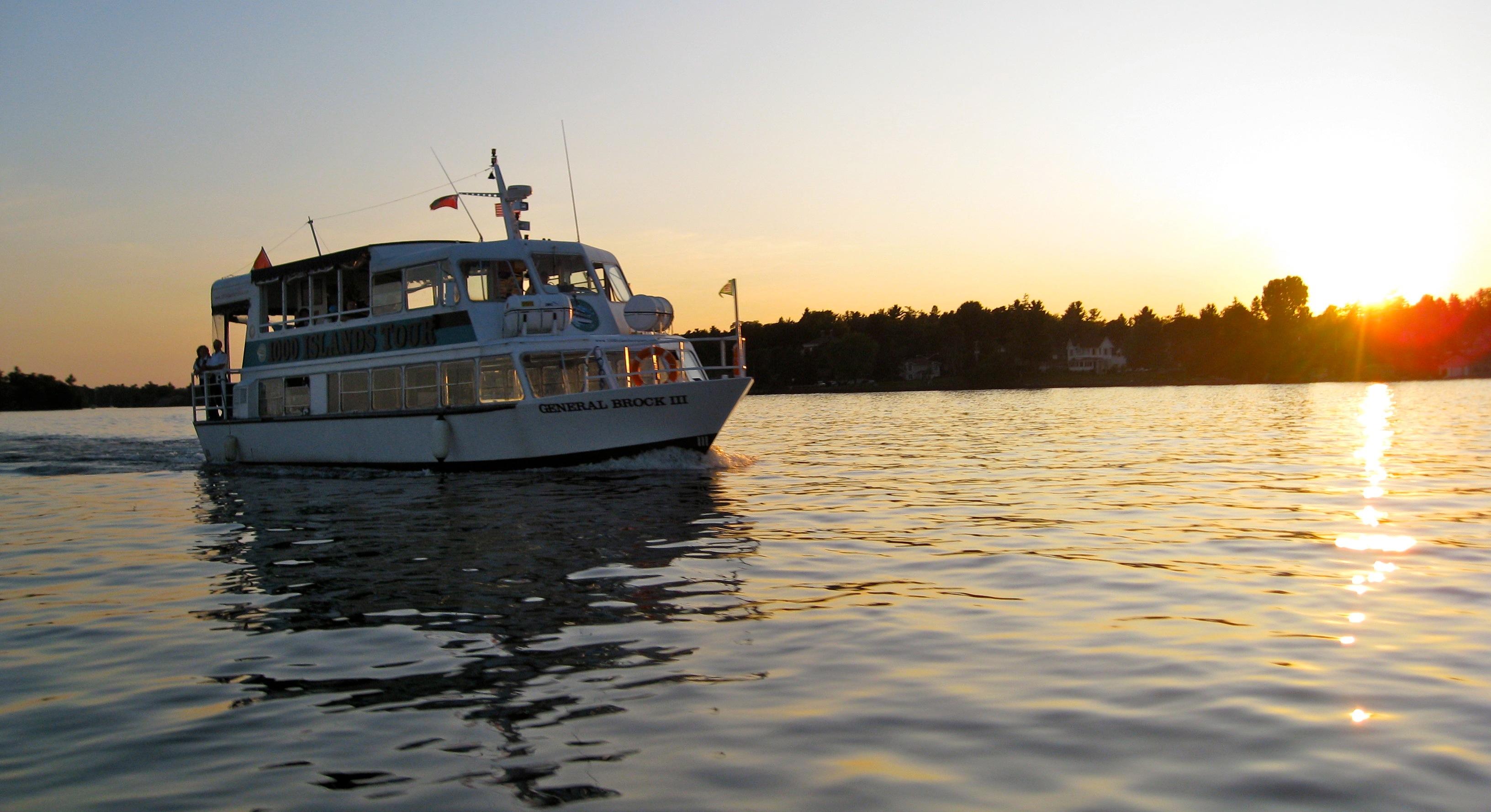 Brockville: 90-minute 1000 Islands Cruise