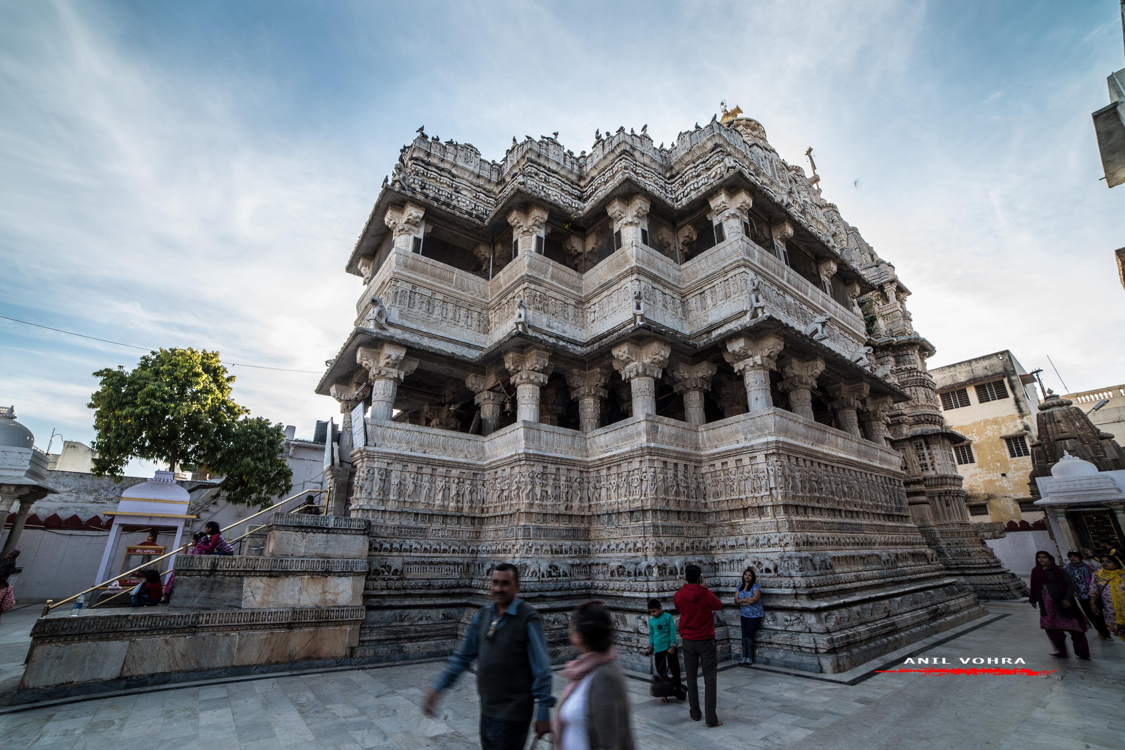 2-Day Private Udaipur, Kumbhalgarh & Ranakpur Tour