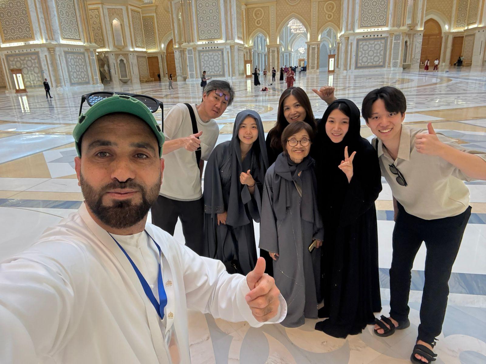 Dubai & Abu Dhabi Private Full-Day Transfer with Personal Driver