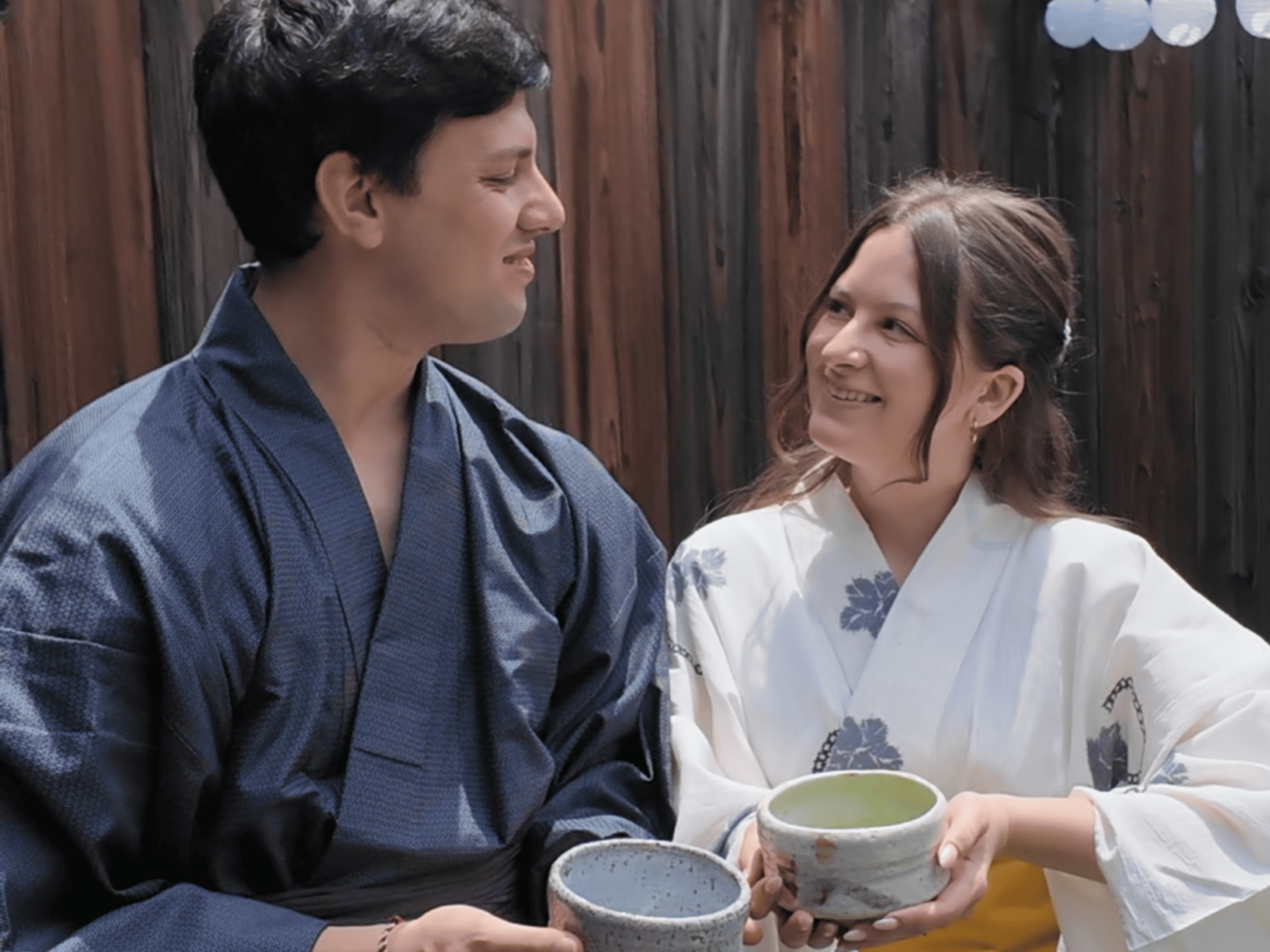 Privat upplevelse i Machiya i Kyoto: Tebjudning, kalligrafi & kimono