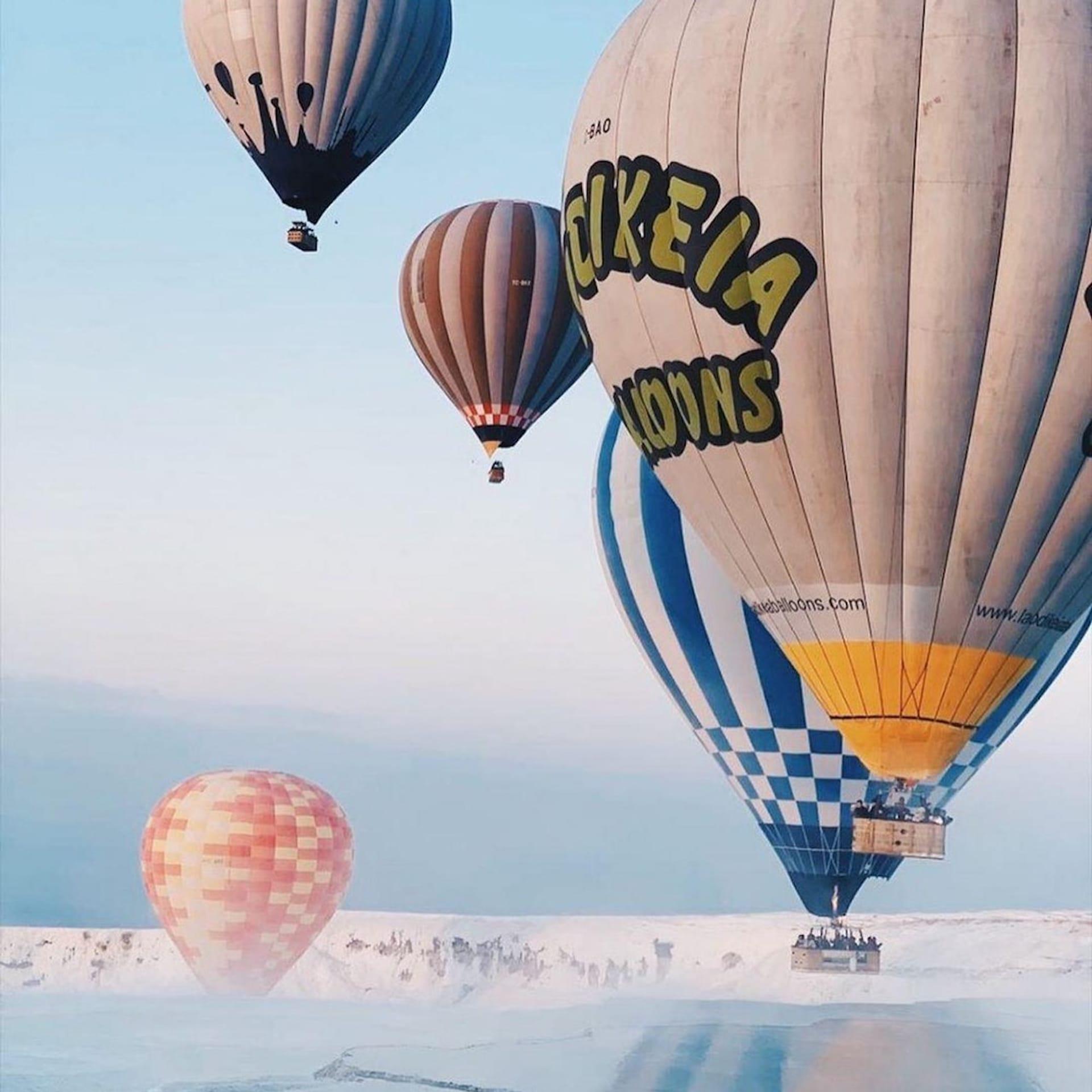 Marmaris to Pamukkale: Sunrise Hot Air Balloon & Full-Day Tour