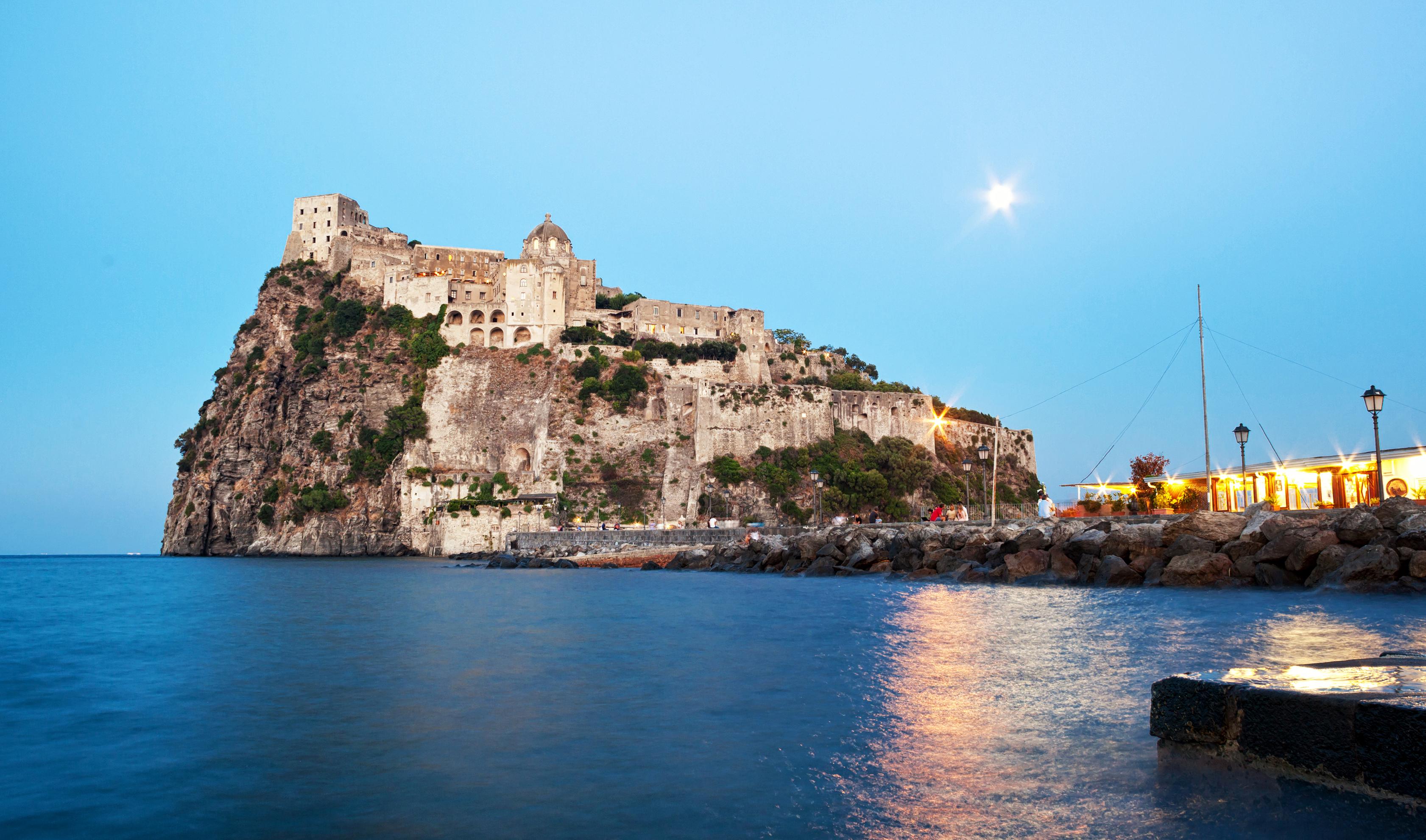 Ischia & Procida Full-Day Boat Tour from Naples with Lunch