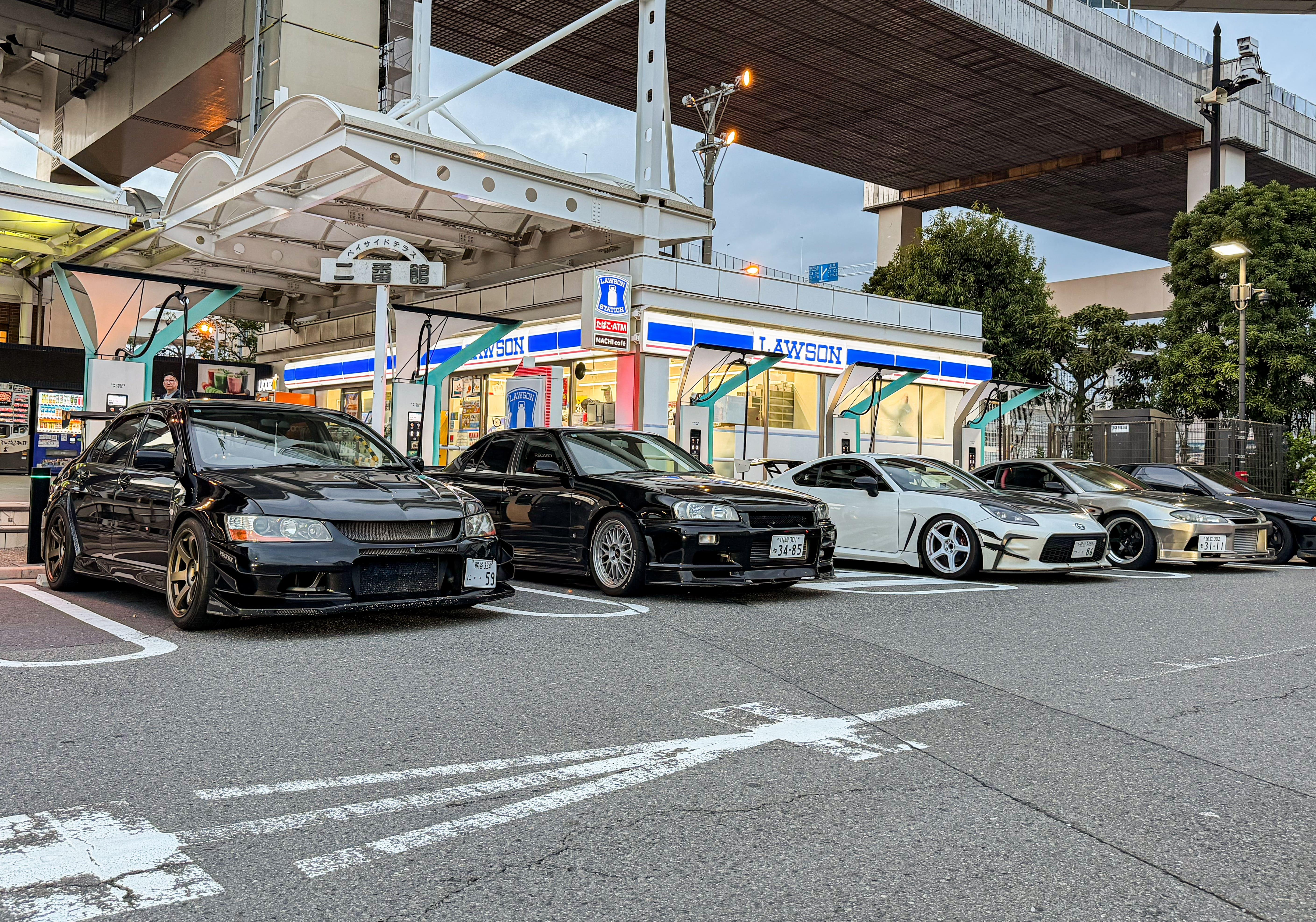 Tokyo JDM Night Drive: Daikoku PA, Rainbow Bridge & Tokyo Tower