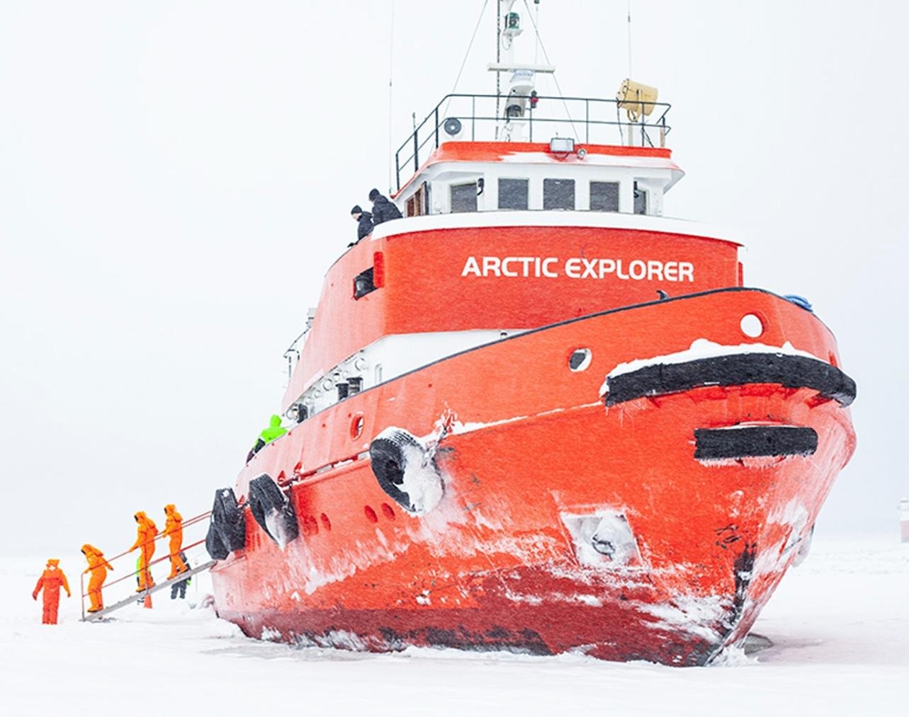 Arctic Icebreaker Expedition with Ice Swimming