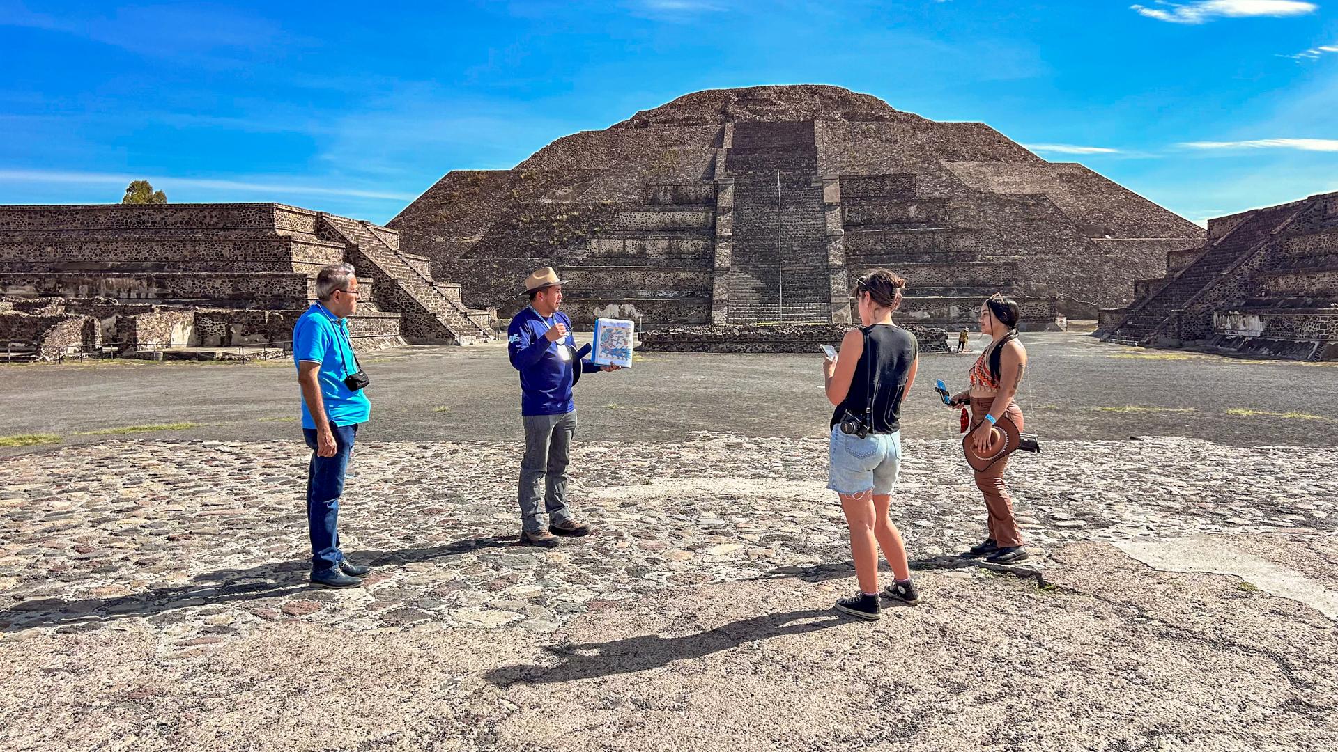 Teotihuacan Early Access Guided Tour