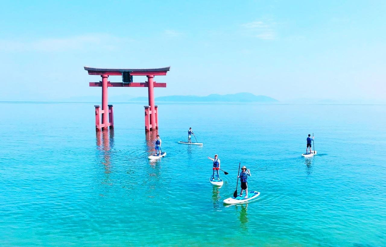 Lake Biwa & Shirahige Shrine Day Trip from Osaka