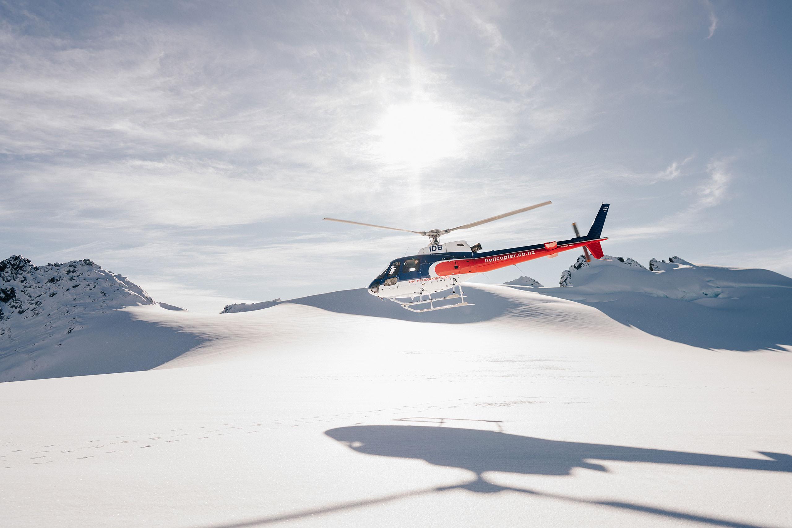Milford Sound: 1.5-Hour Helicopter Tour with Two Landings