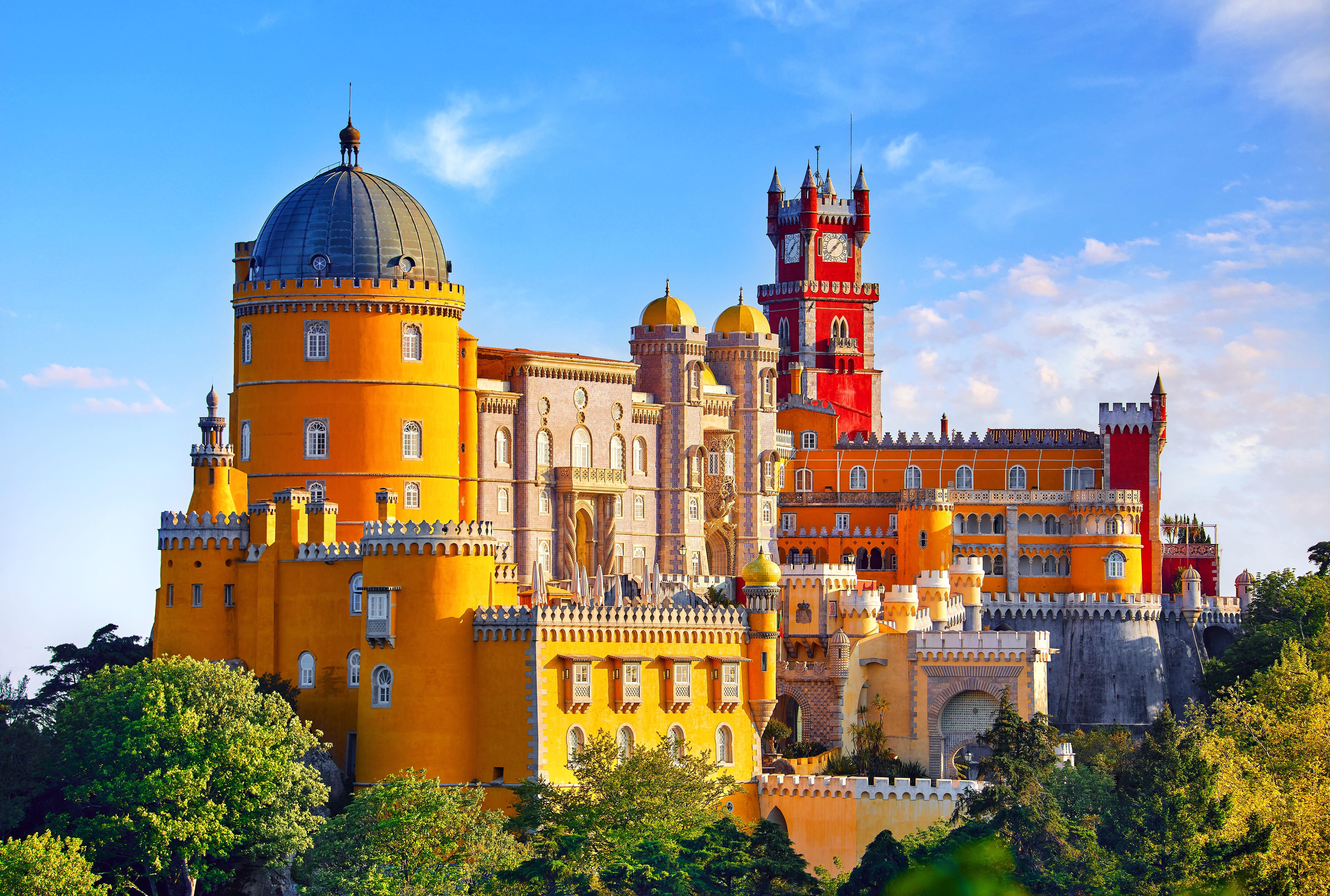 Sintra, Pena Palace, Wine Estate & Cascais Day Trip