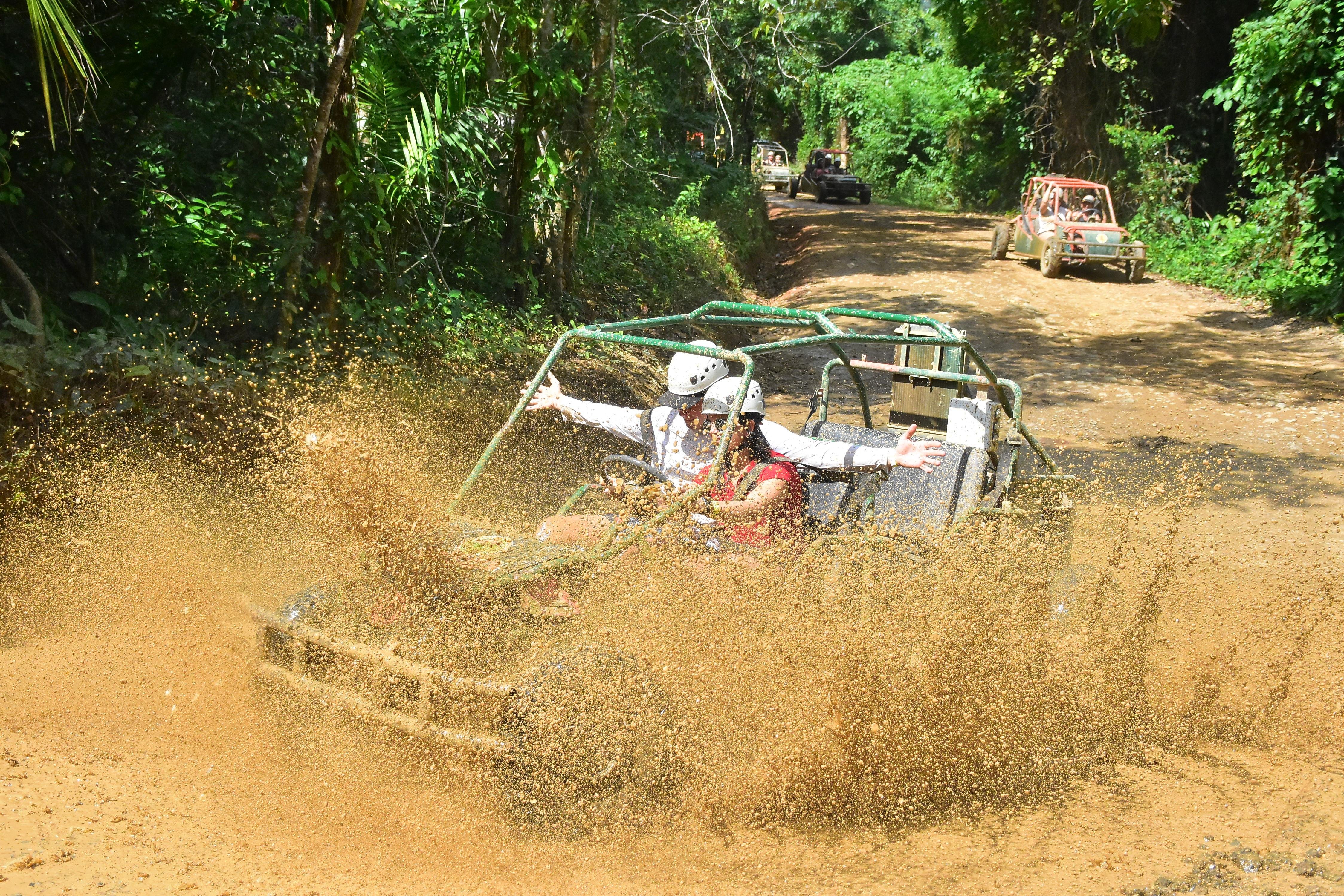 La Hacienda Park Punta Cana: Ziplines, Buggy, Chairlift & Horseback Combo