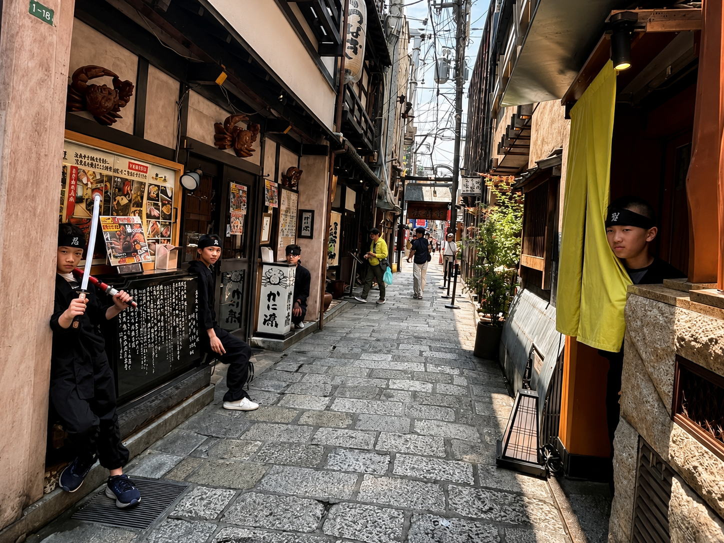 Osaka: Ninja Experience Cafe in Dotonbori