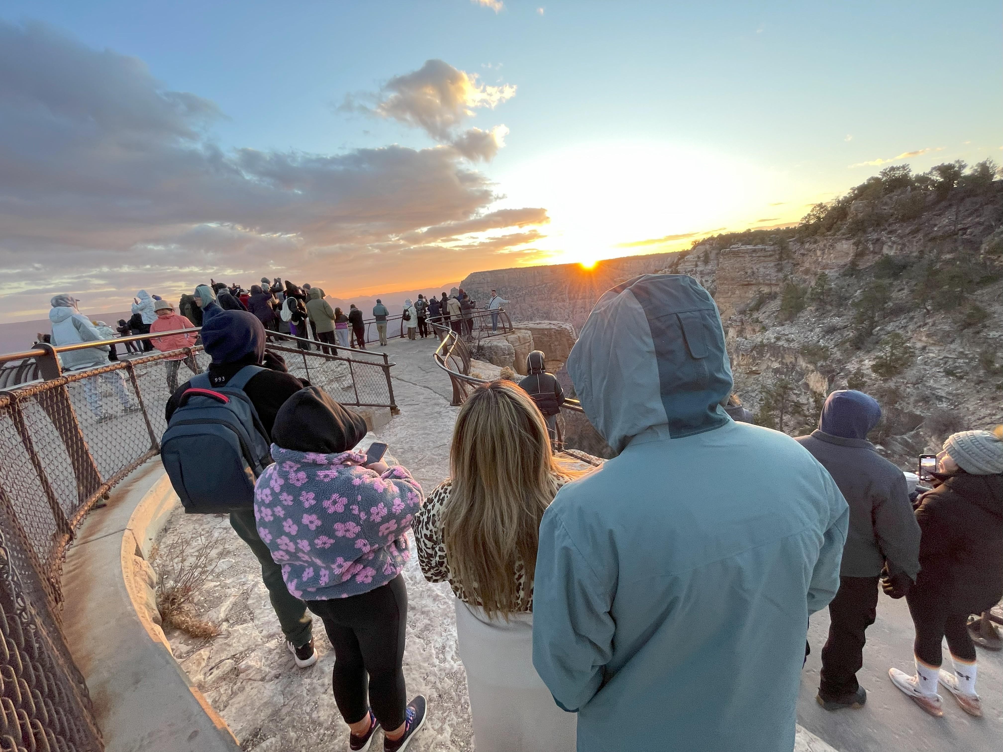Grand Canyon Sunrise, Antelope Canyon & Horseshoe Bend Tour