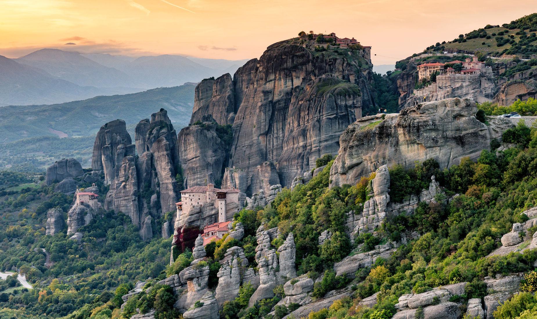 Meteora Sunset Tour: Monasteries, Caves & Golden Hour Views