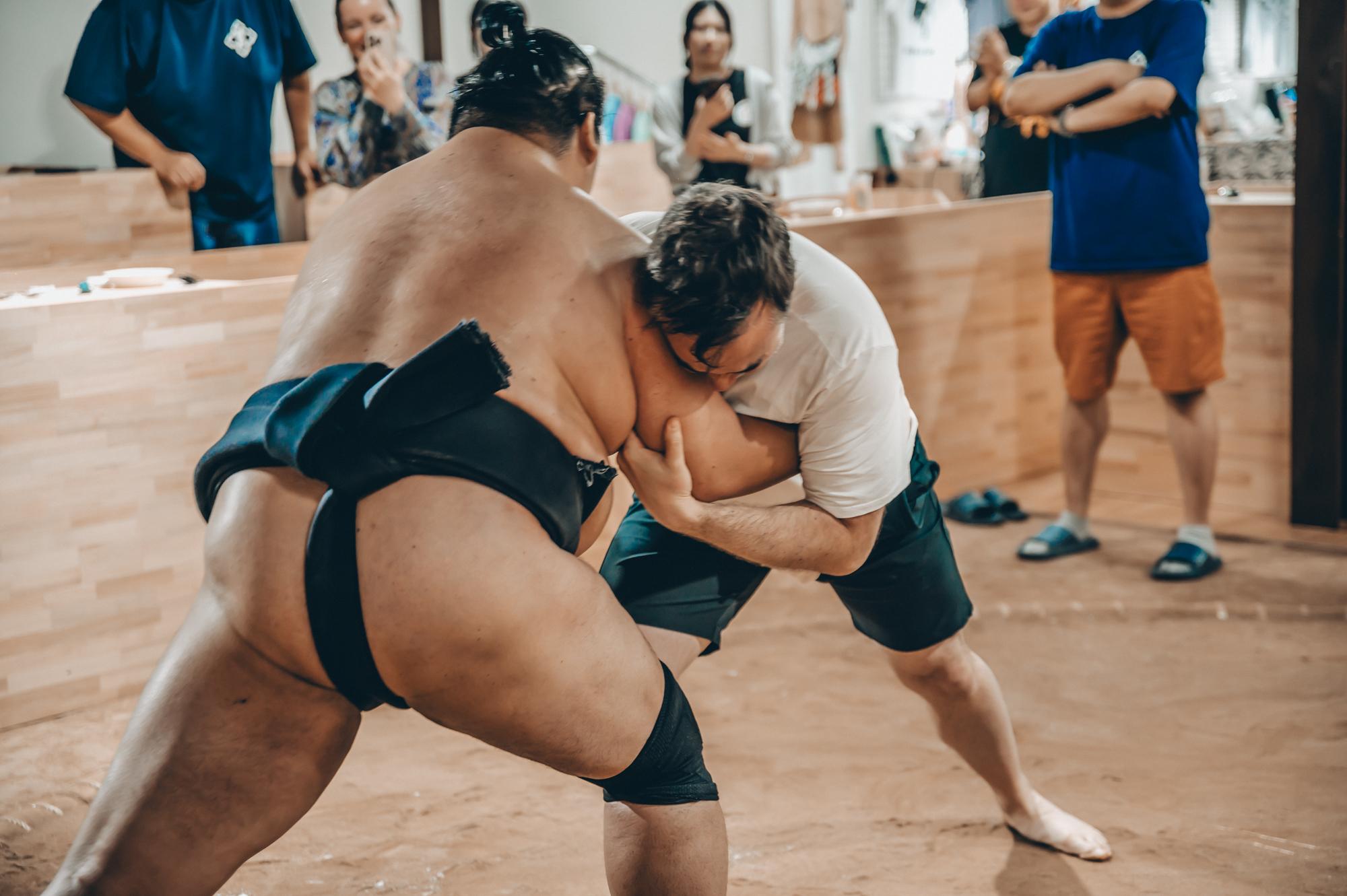Authentic Sumo Experience with Former Professionals