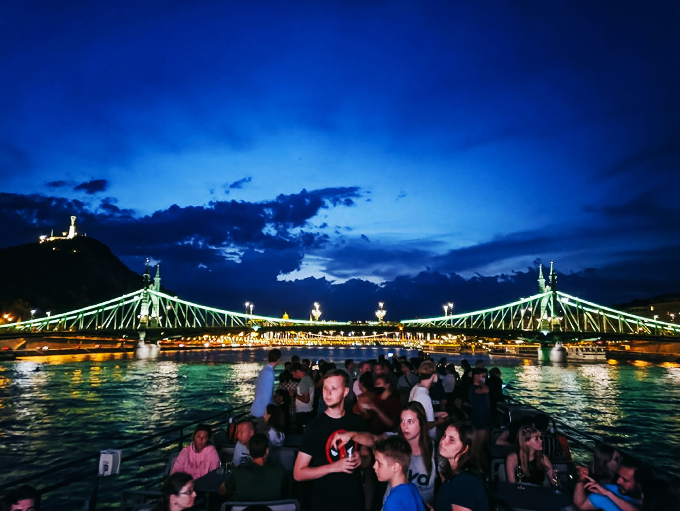 Budapest Sightseeing Cruise — image 15