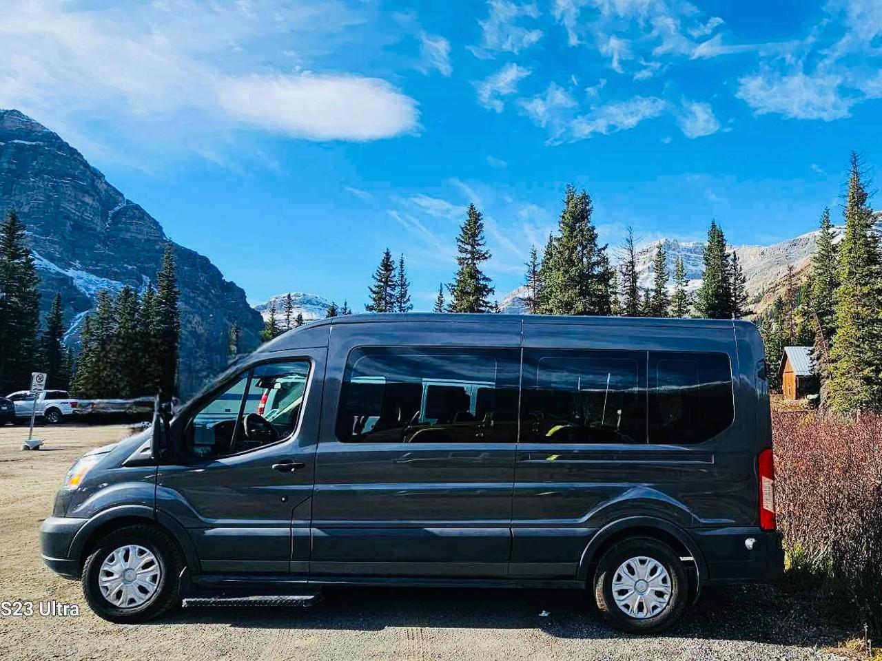 Calgary to Banff transfer transfer route — Lake Louise, Moraine Lake and Johnston Canyon — image 1