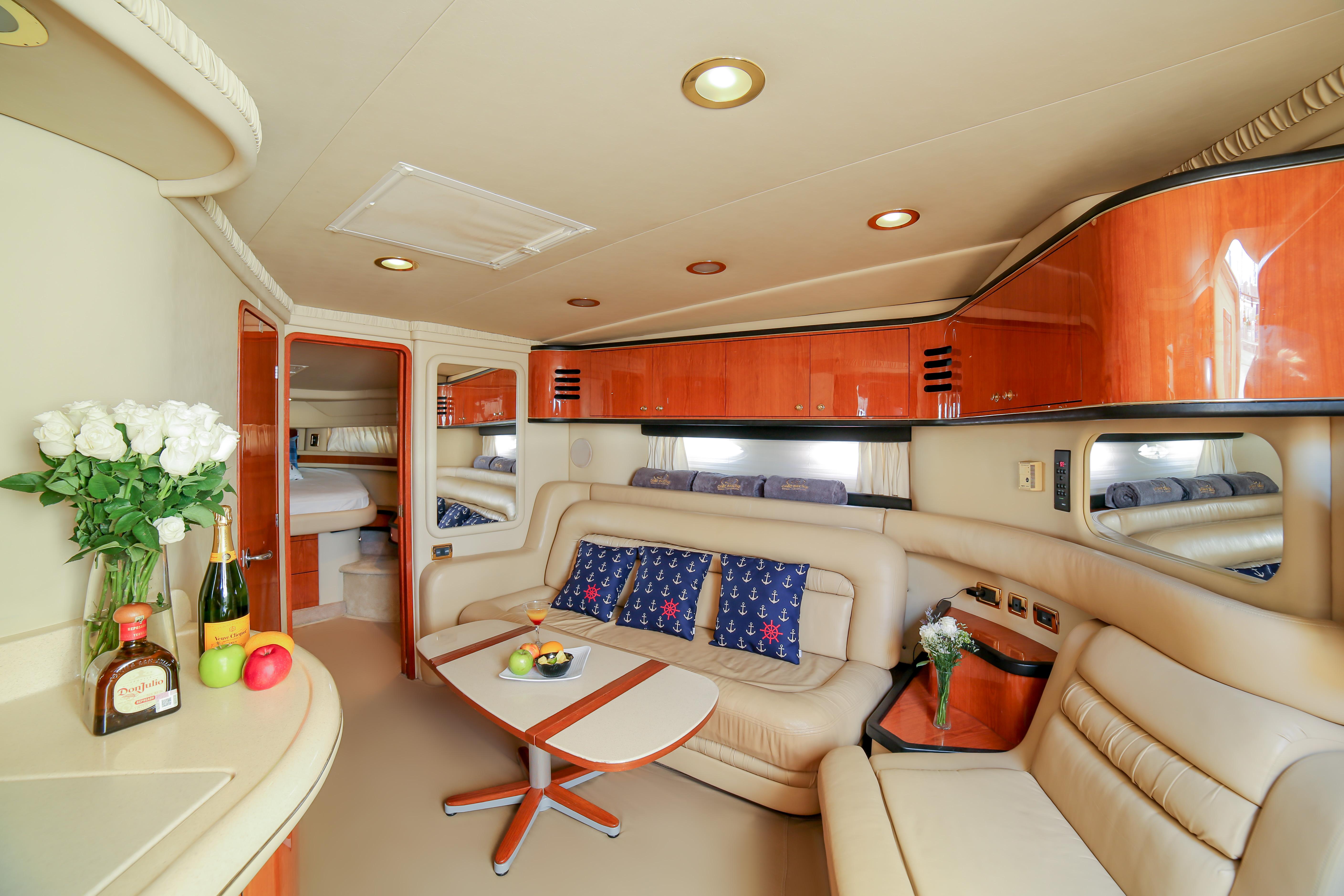 Cabo San Lucas Private Luxury Yacht Cruise
