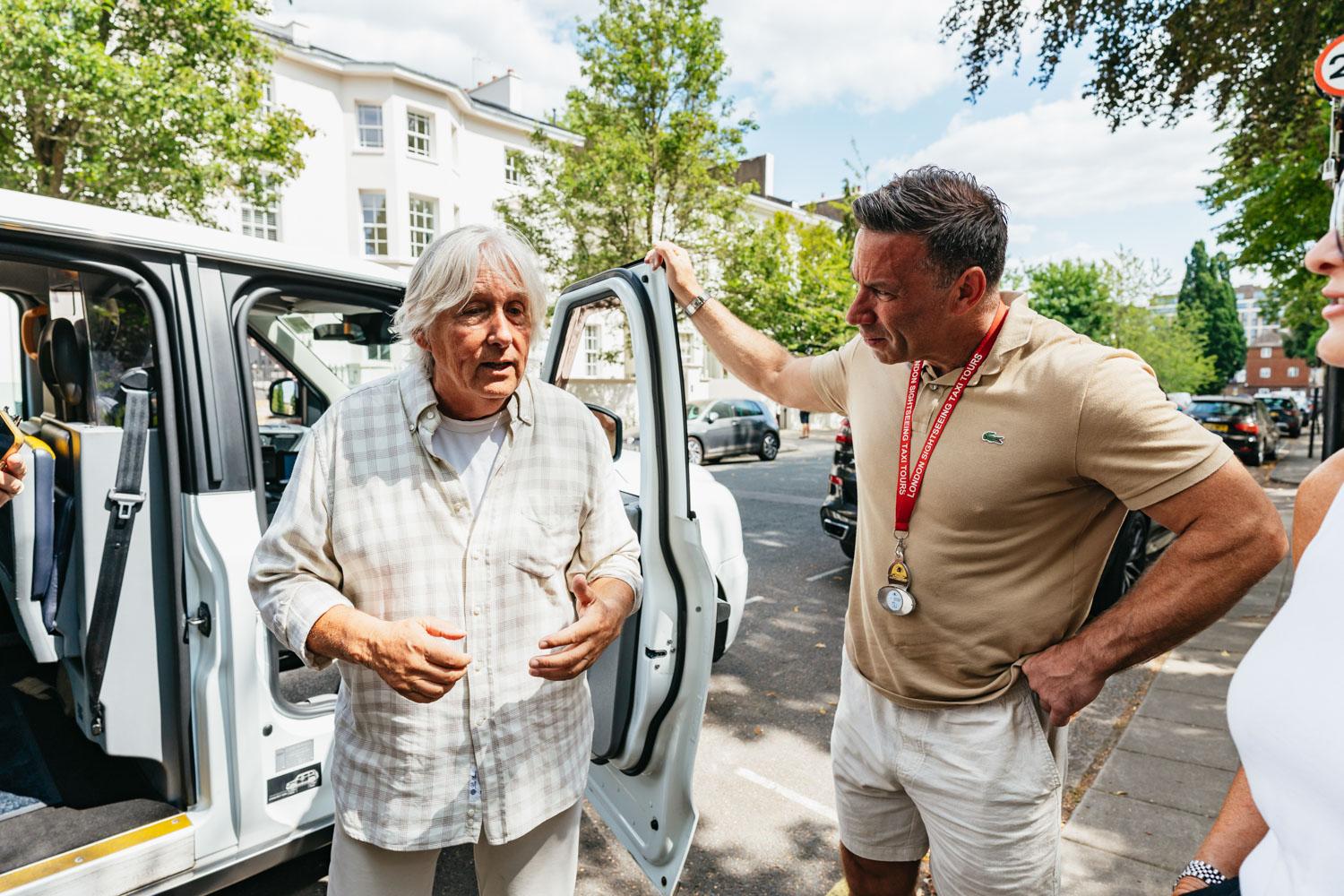 Beatles black cab tour in London — image 13