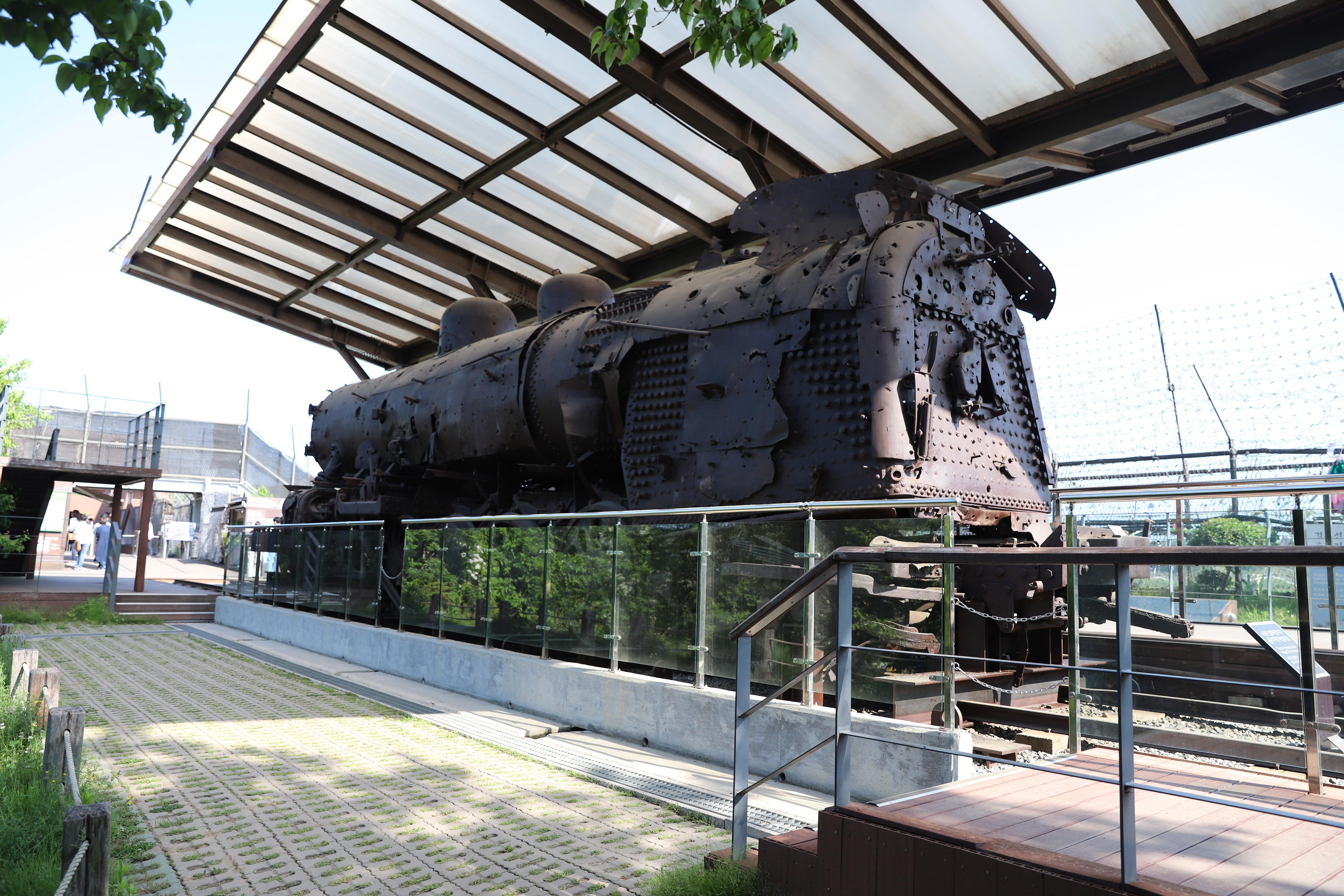 Seoul DMZ Tour: 3rd Infiltration Tunnel & Gamak Suspension Bridge