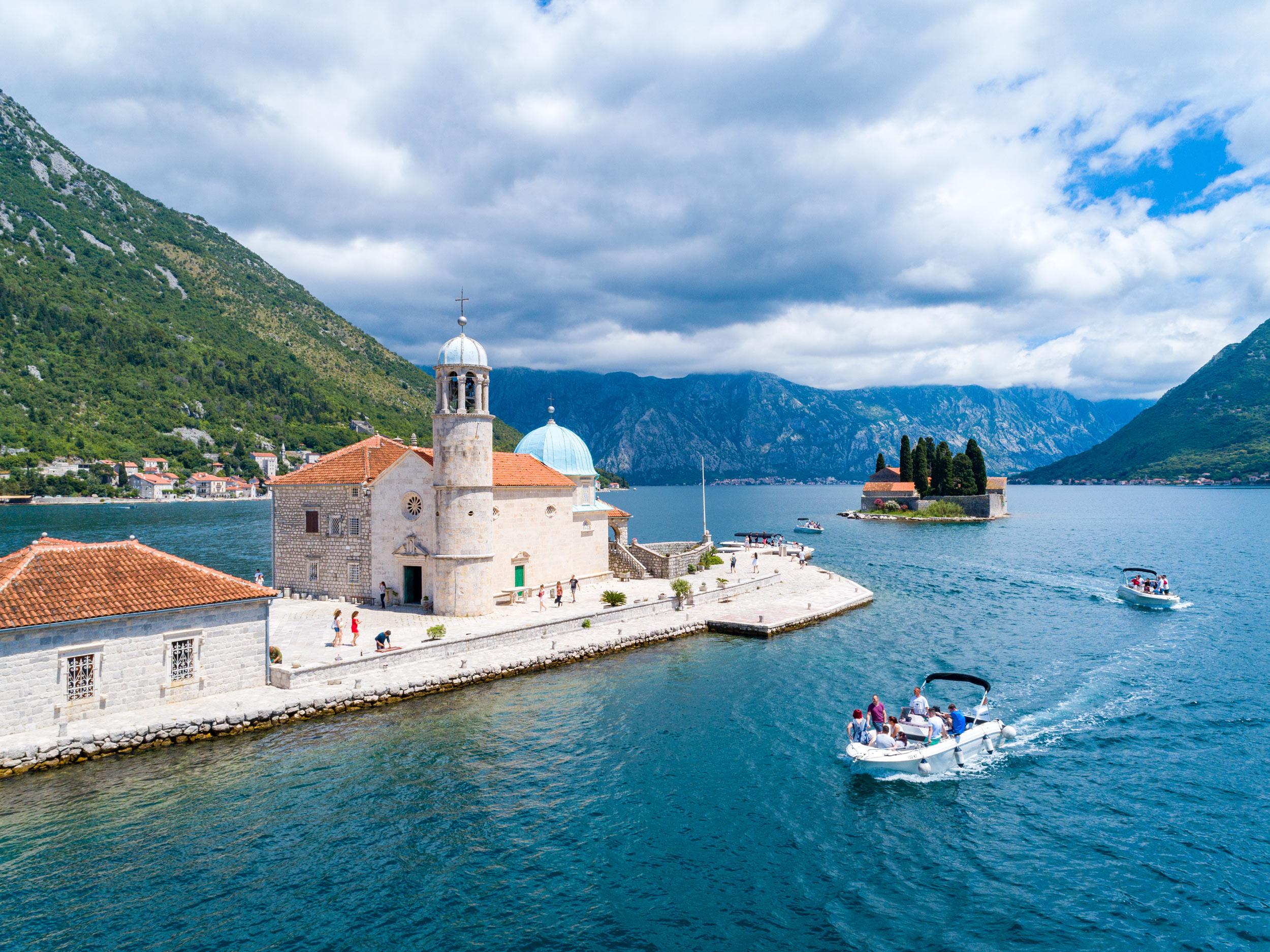 Kotor Bay boat tour to Perast — image 4