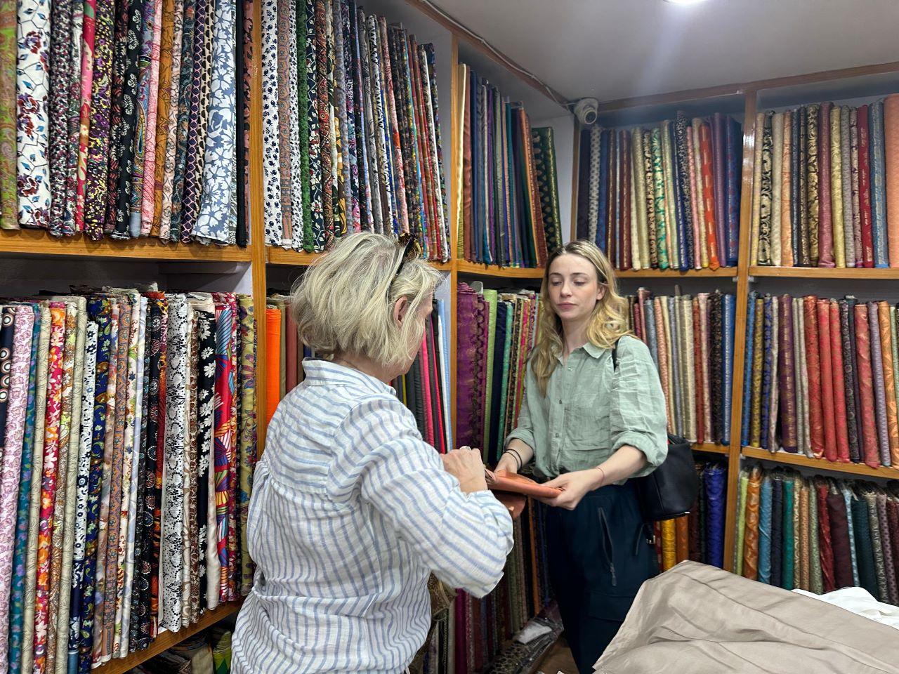 Delhi Insider’s Shopping & Heritage Day Tour