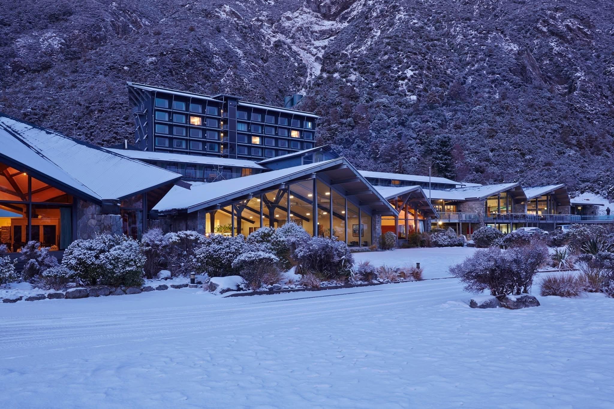 Christchurch to Mount Cook Private Day Tour via Lake Tekapo