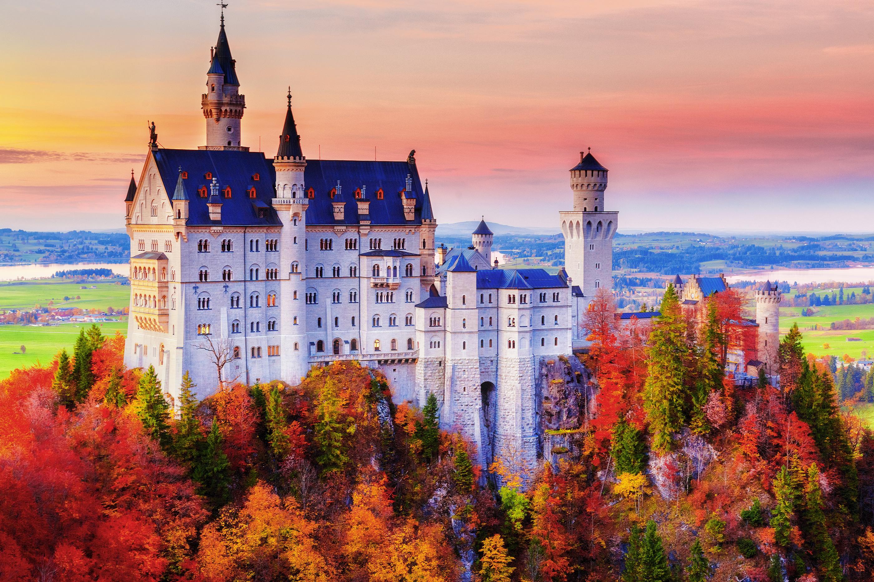 Private Munich to Neuschwanstein Castle Transfer with Driver